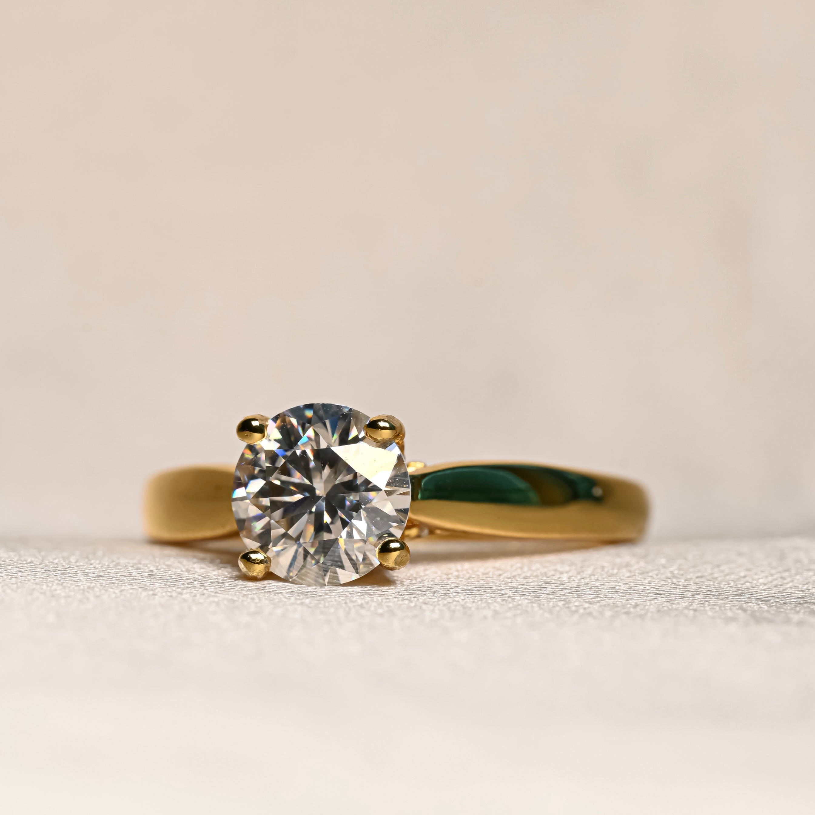 JULIA Moissanite Ring 1ct