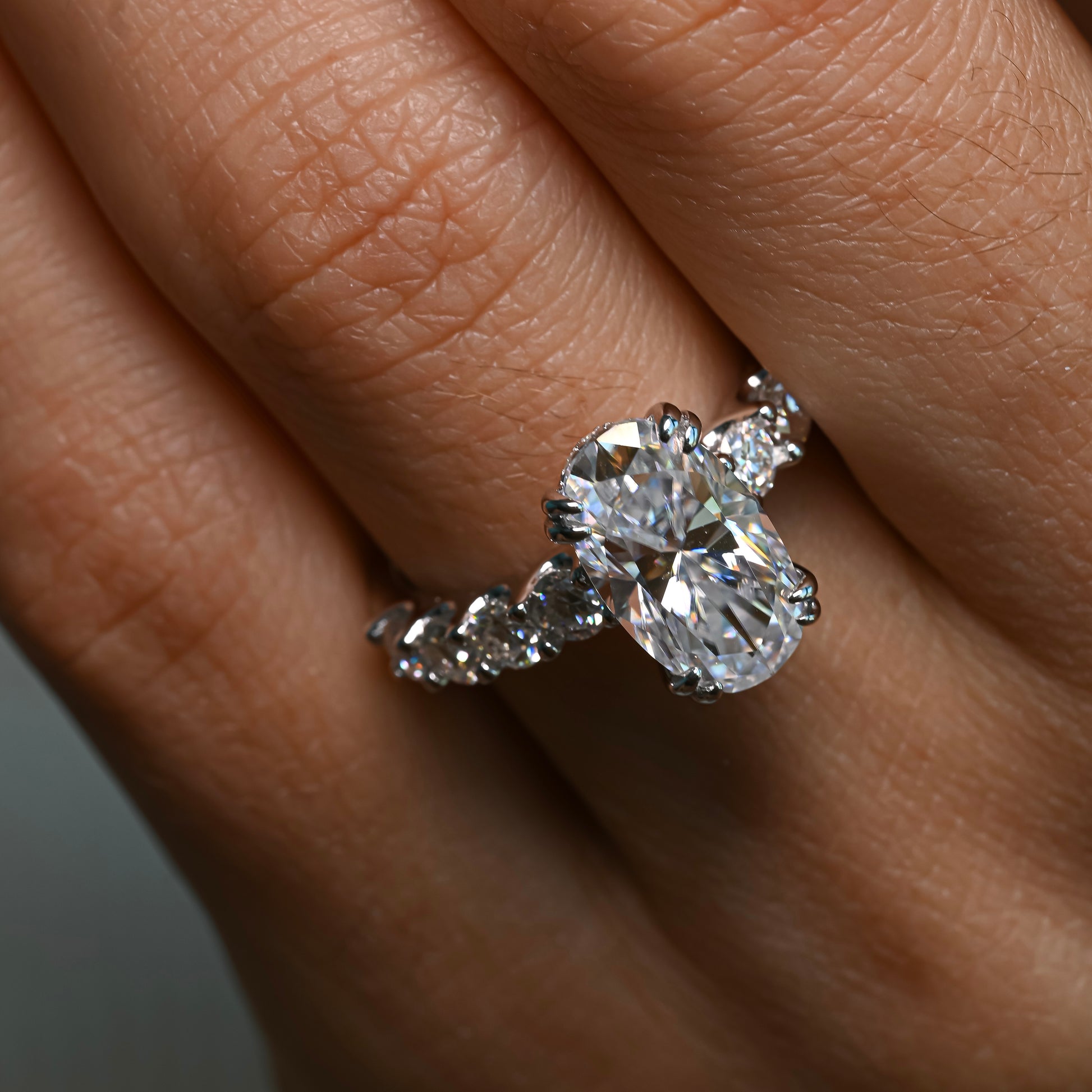 LINDA Moissanite Ring 4ct