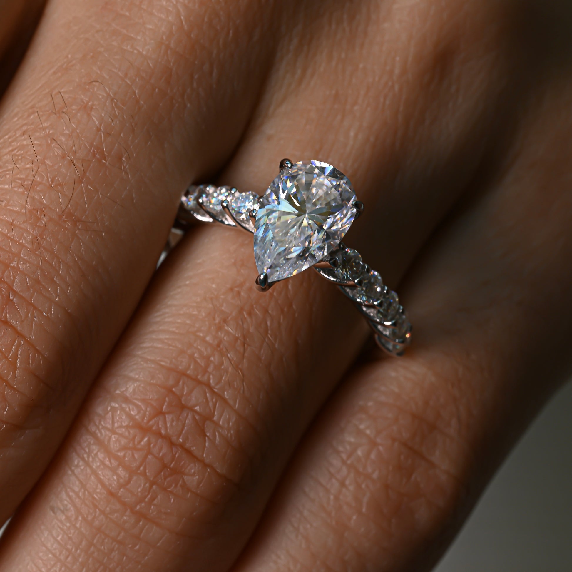 SAMARA Moissanite Ring 3ct