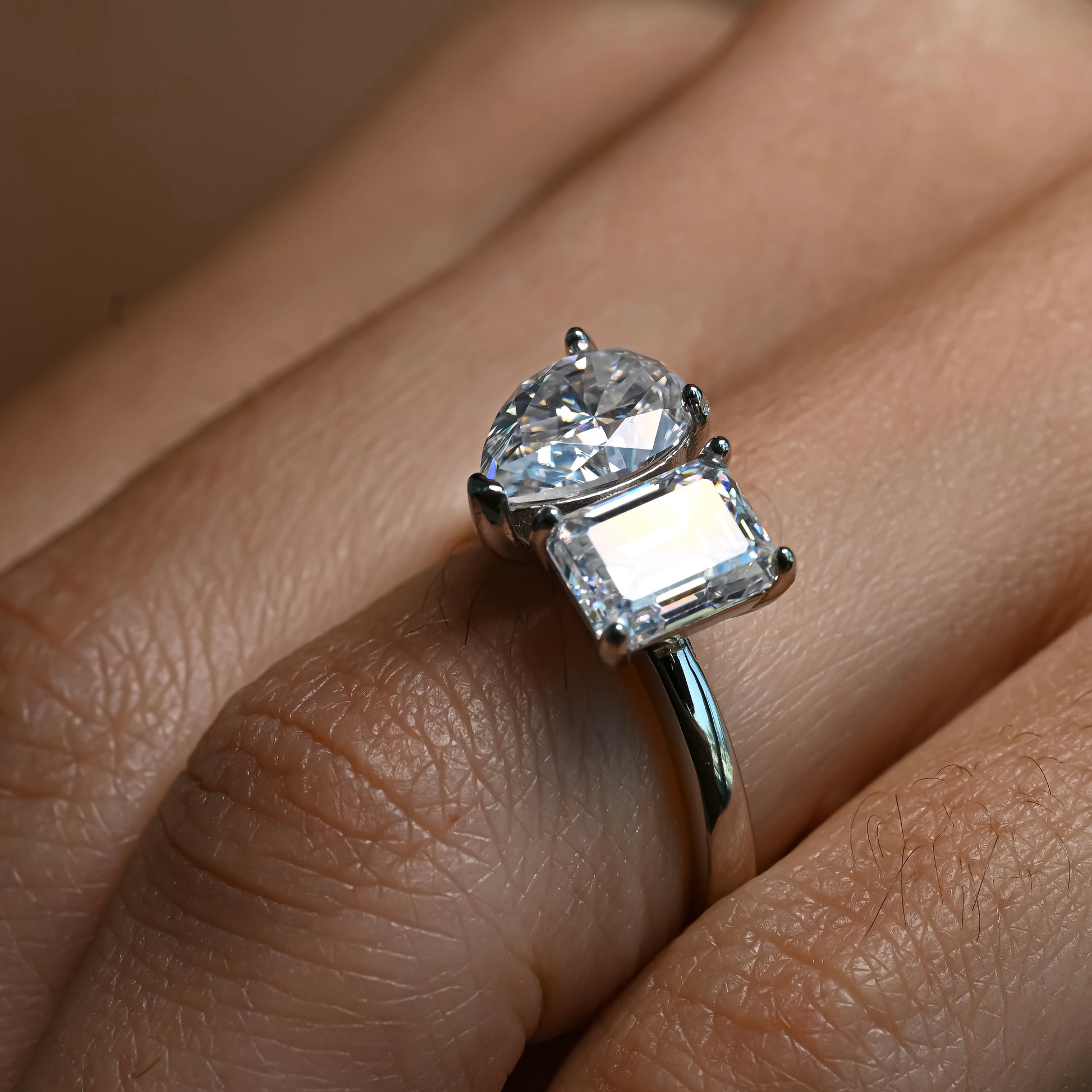KAREN Moissanite Ring 2ct + 2ct