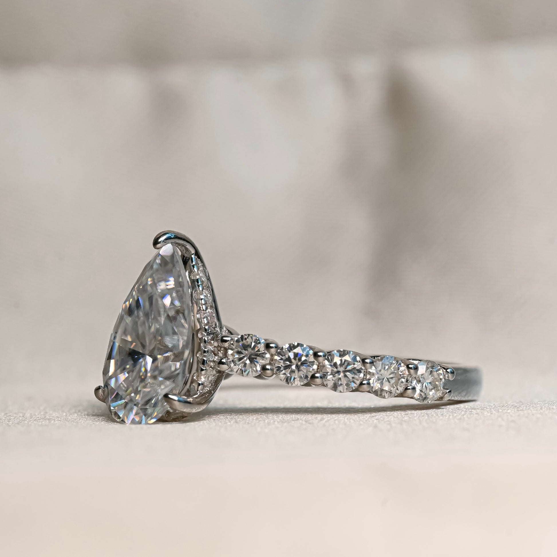 SAMARA Moissanite Ring 3ct