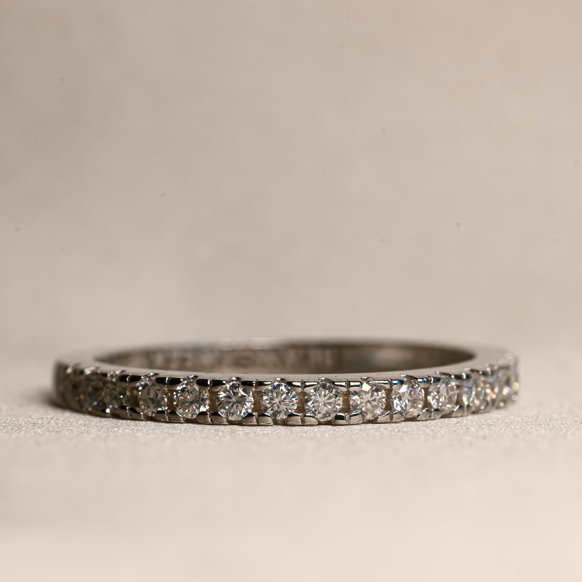 SKY Moissanite  Band 0.015ct (Half stones 1.5mm) | Moissanite