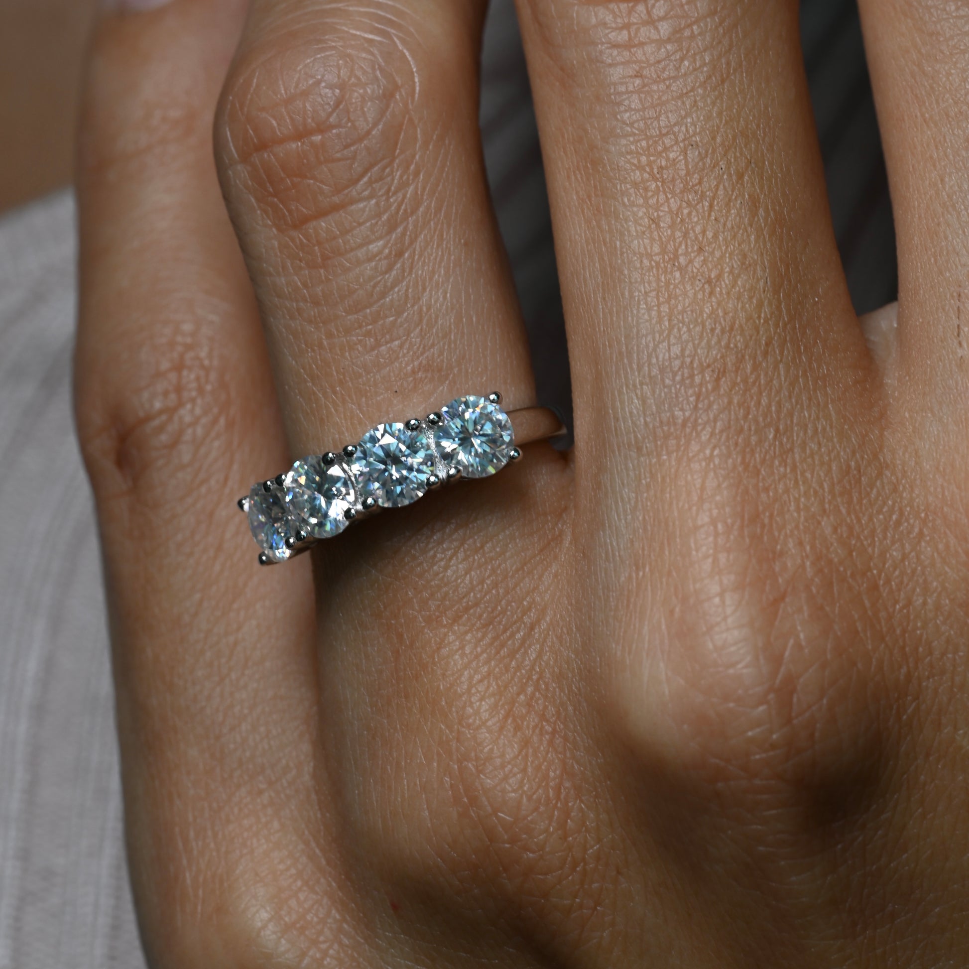 FIORELLA Moissanite Band 0.5ct (5mm)