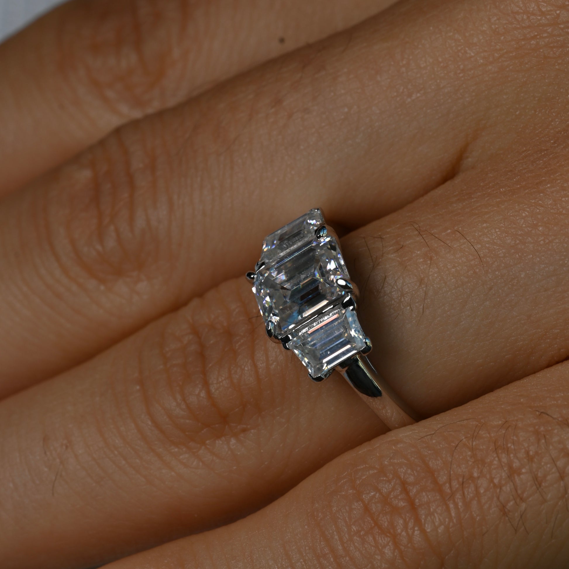 AMELIA Moissanite Ring 2ct