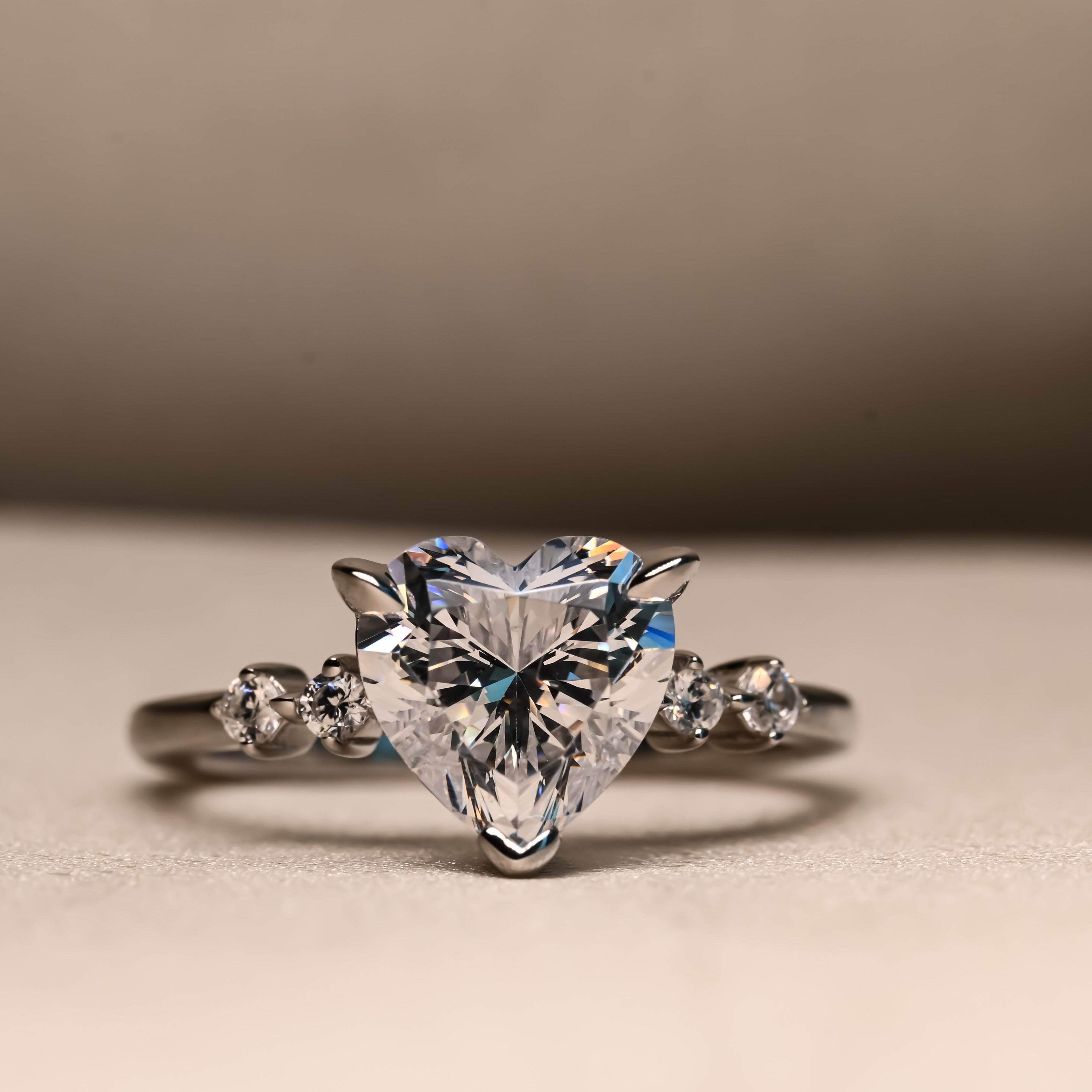 GISELLE Ring | Zirconia