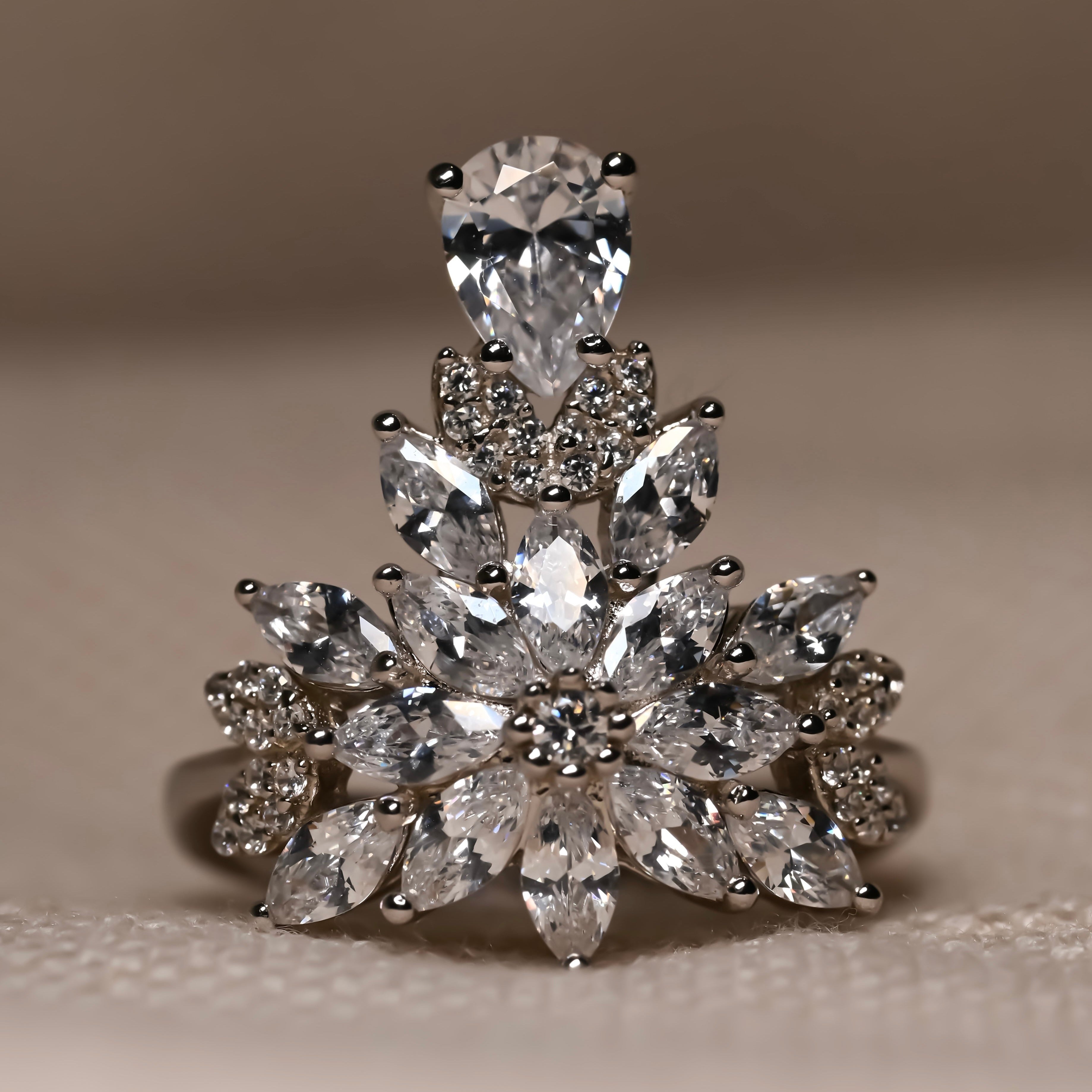 FARHANA Ring | Zirconia