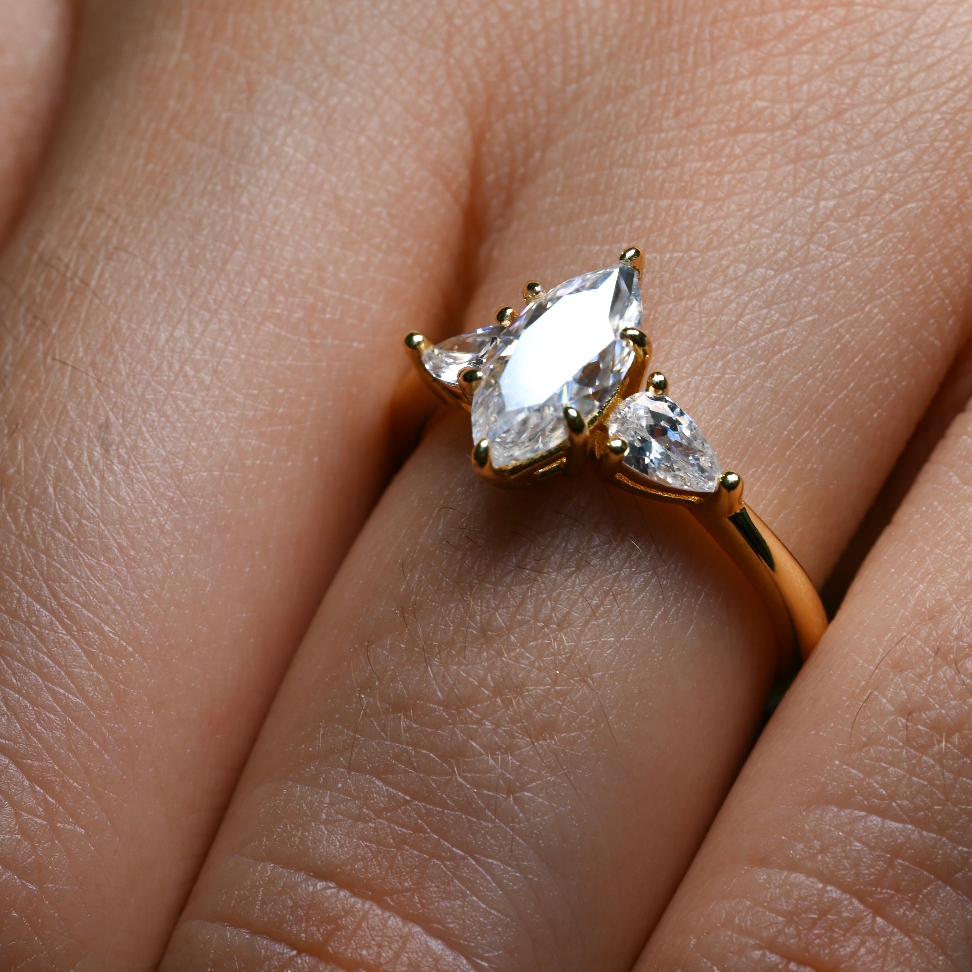 OPERA Moissanite Ring 1ct