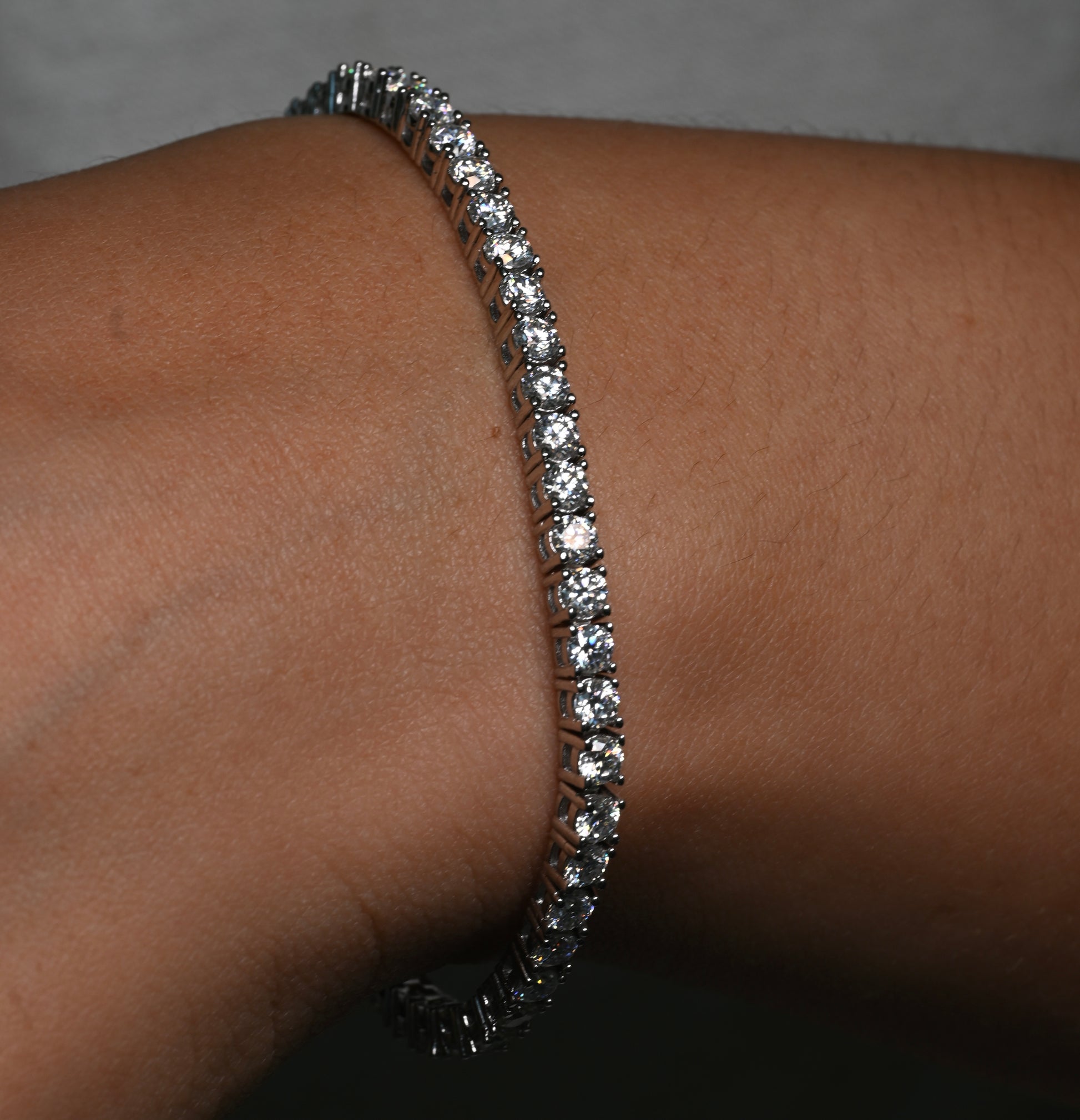 AHLAM Moissanite Bracelet 0.1 carat (3mm) - 7 inches (Casting) | Moissanite