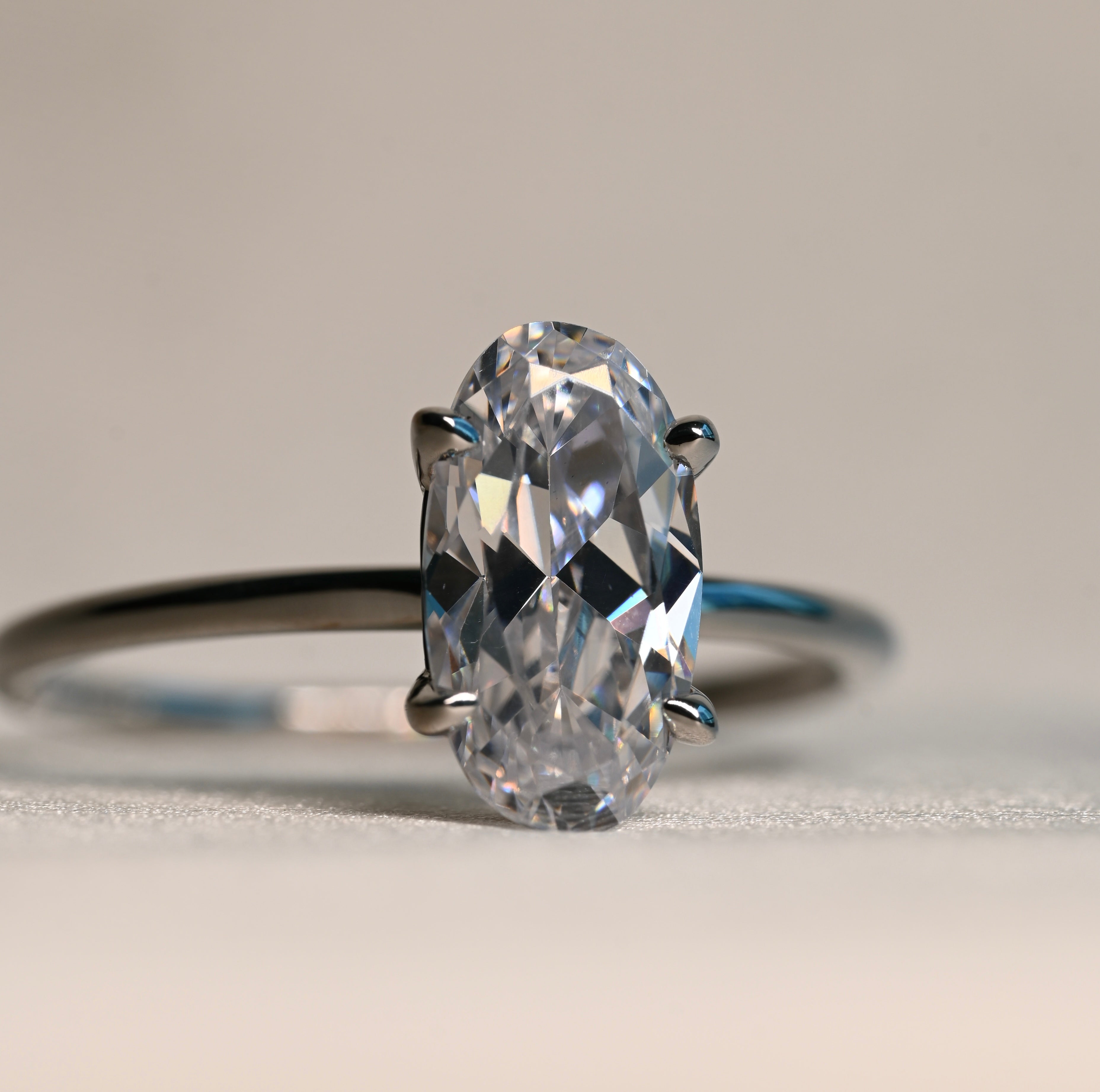 VICTORIA Ring 11mm x 6mm | Zirconia