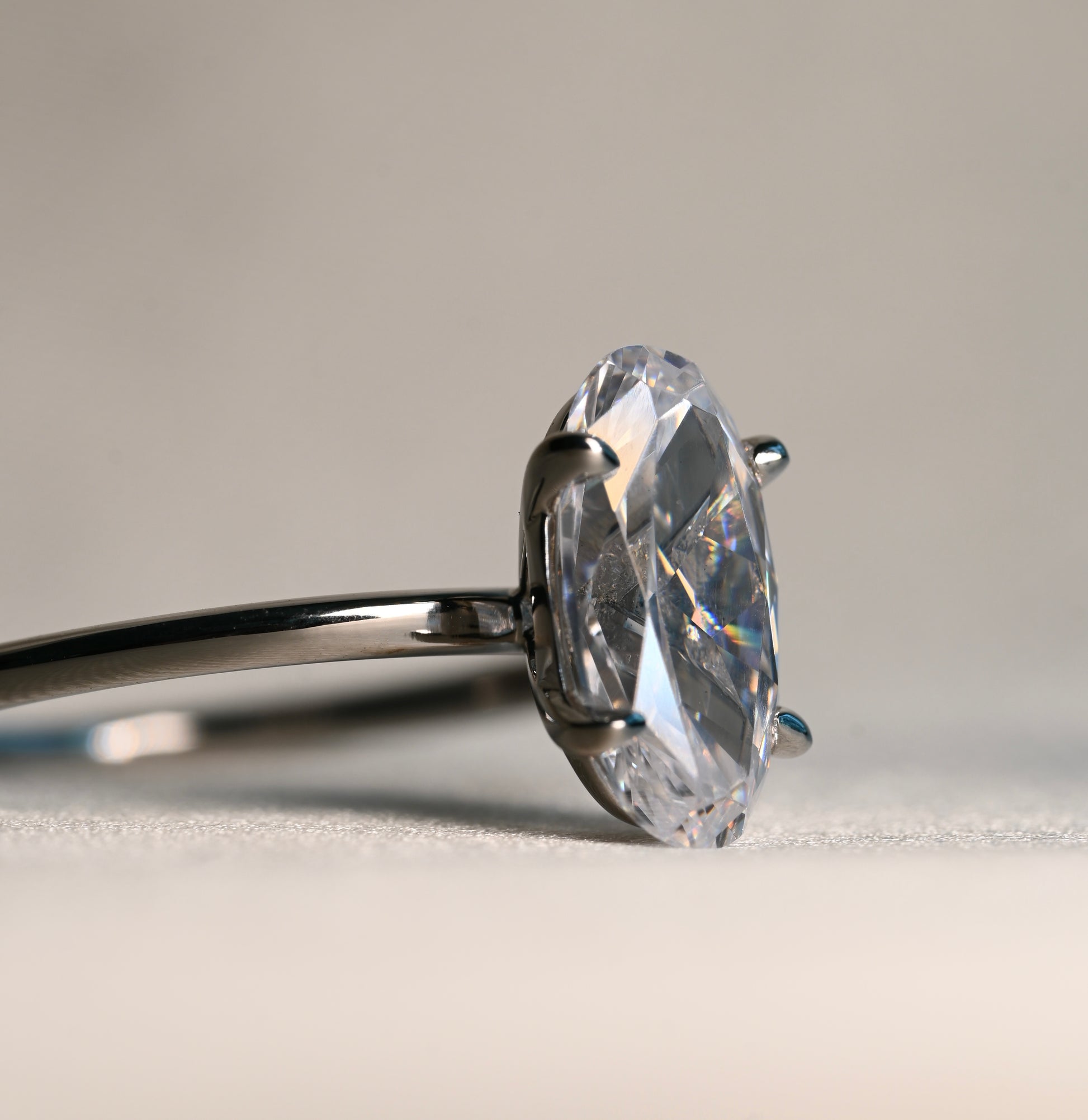 VICTORIA Ring 11mm x 6mm | Zirconia