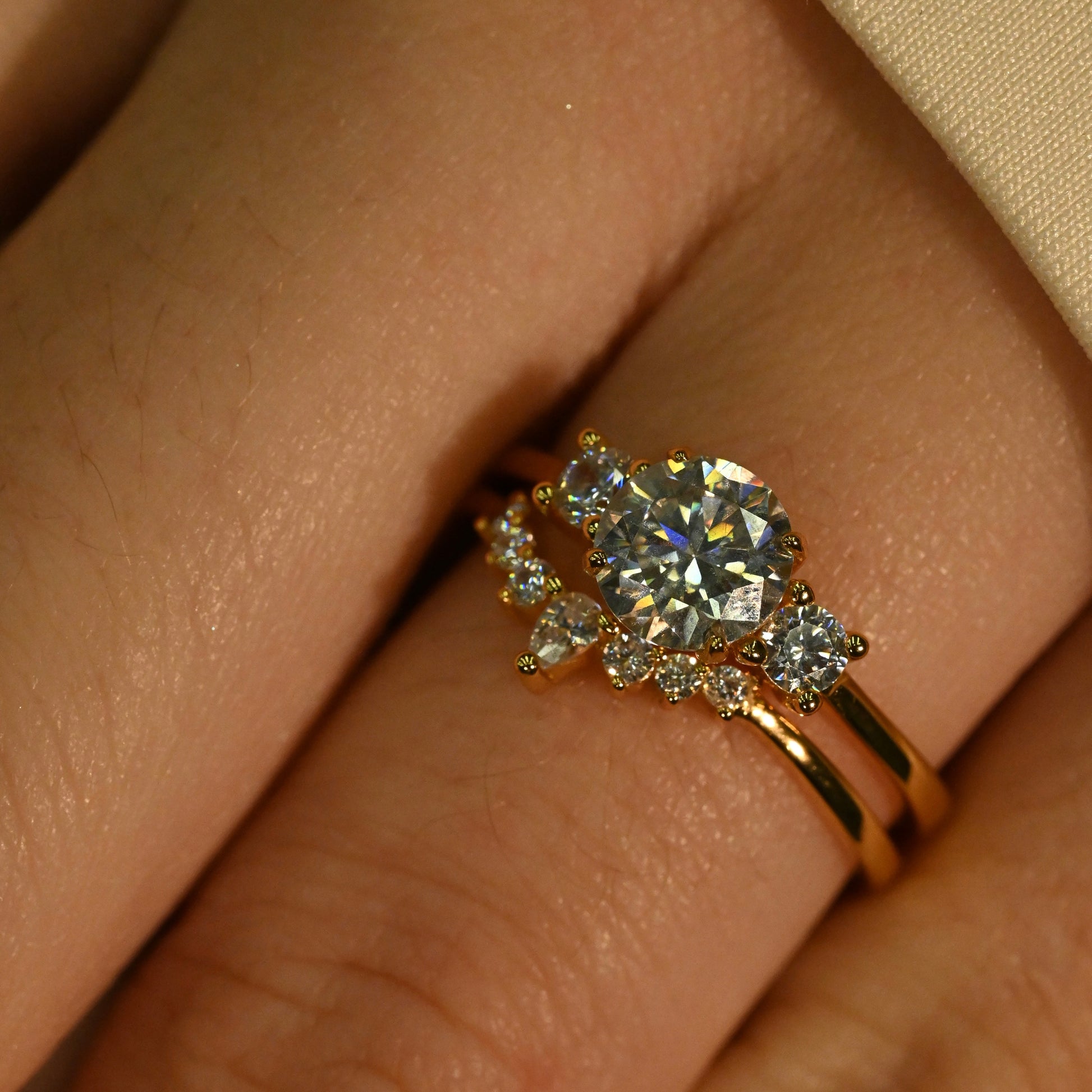 SOLARA Moissanite Ring Set 1ct