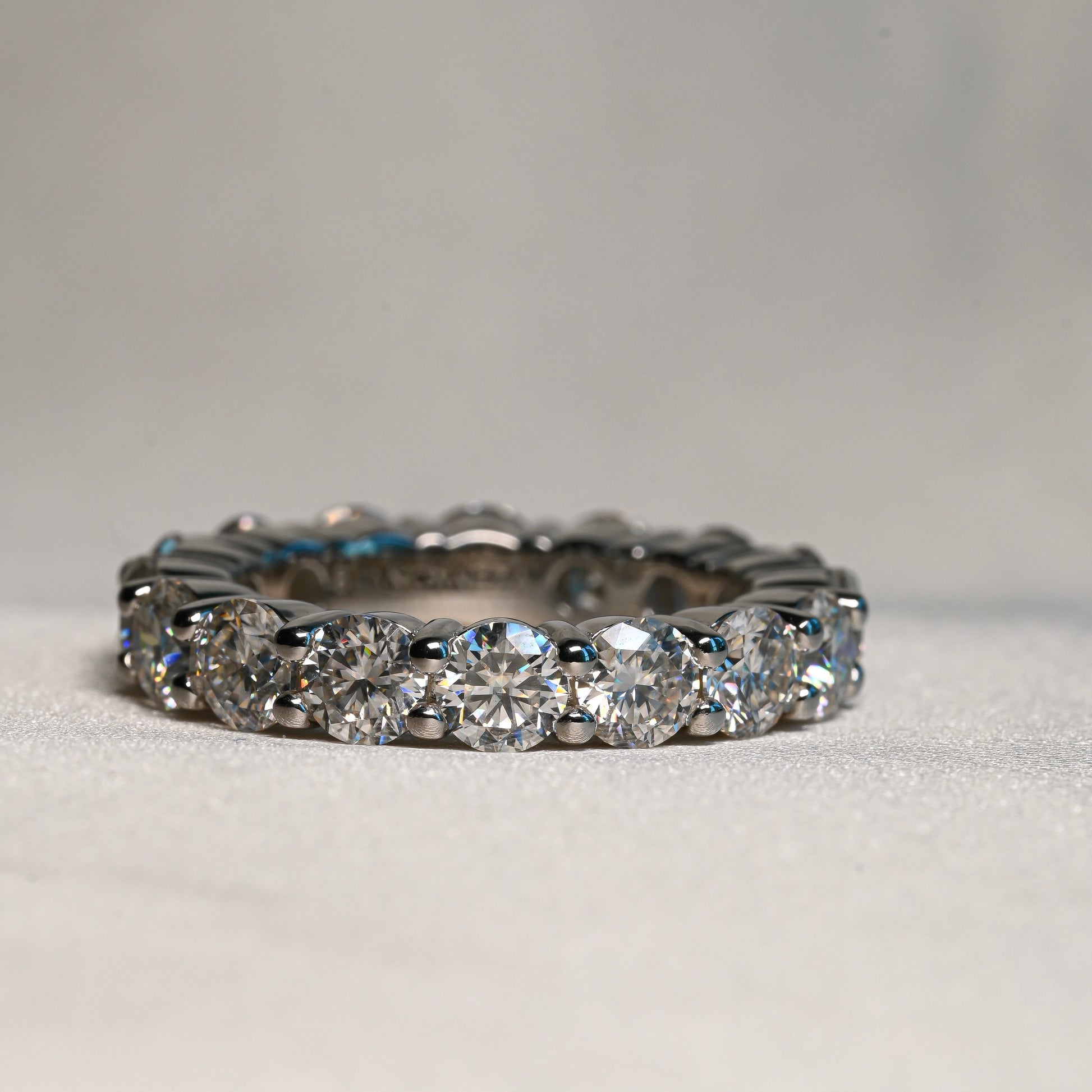 VIDA Moissanite Eternity Band 0.3ct (Full stones 4mm)