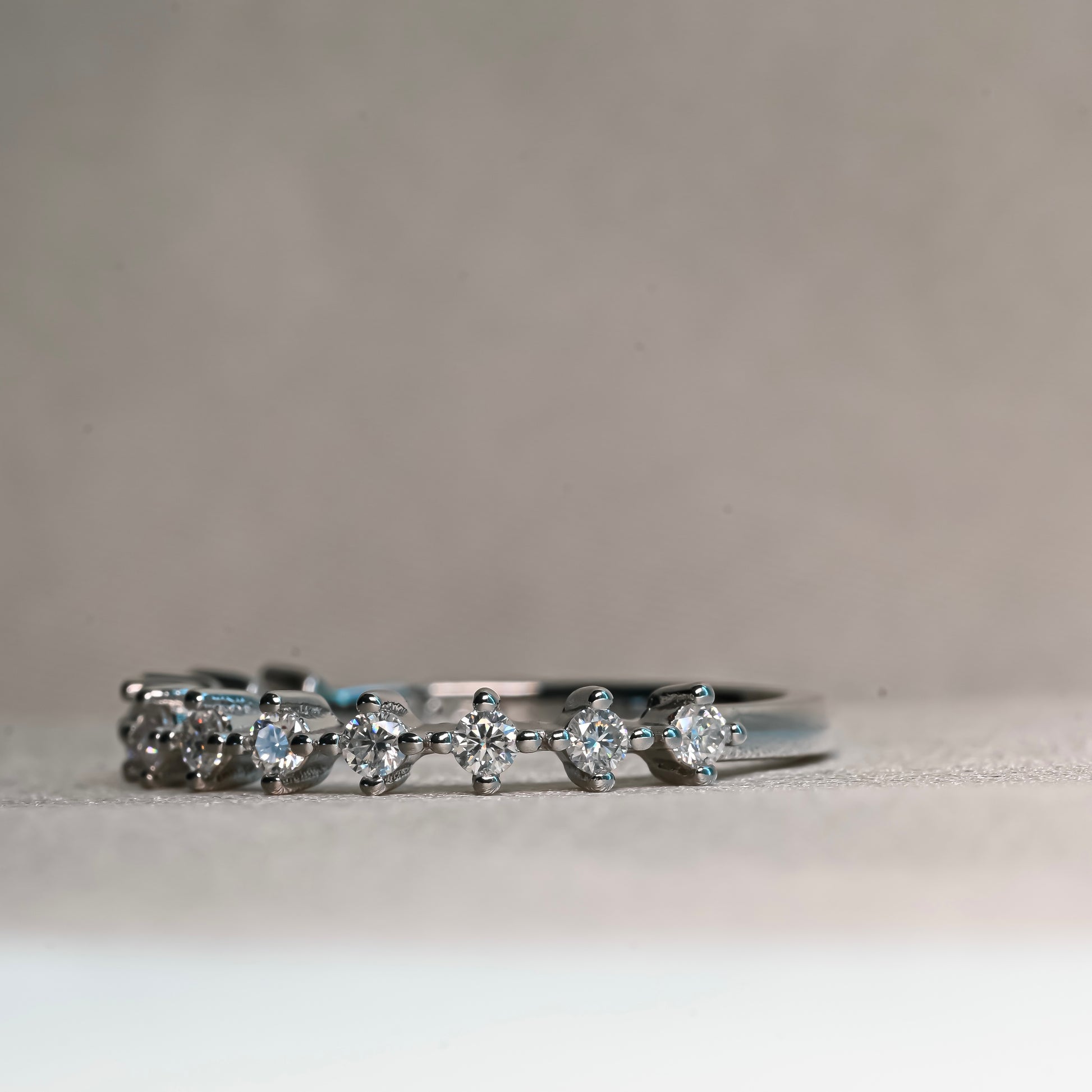 CAROL Moissanite Band 0.02ct | Moissanite