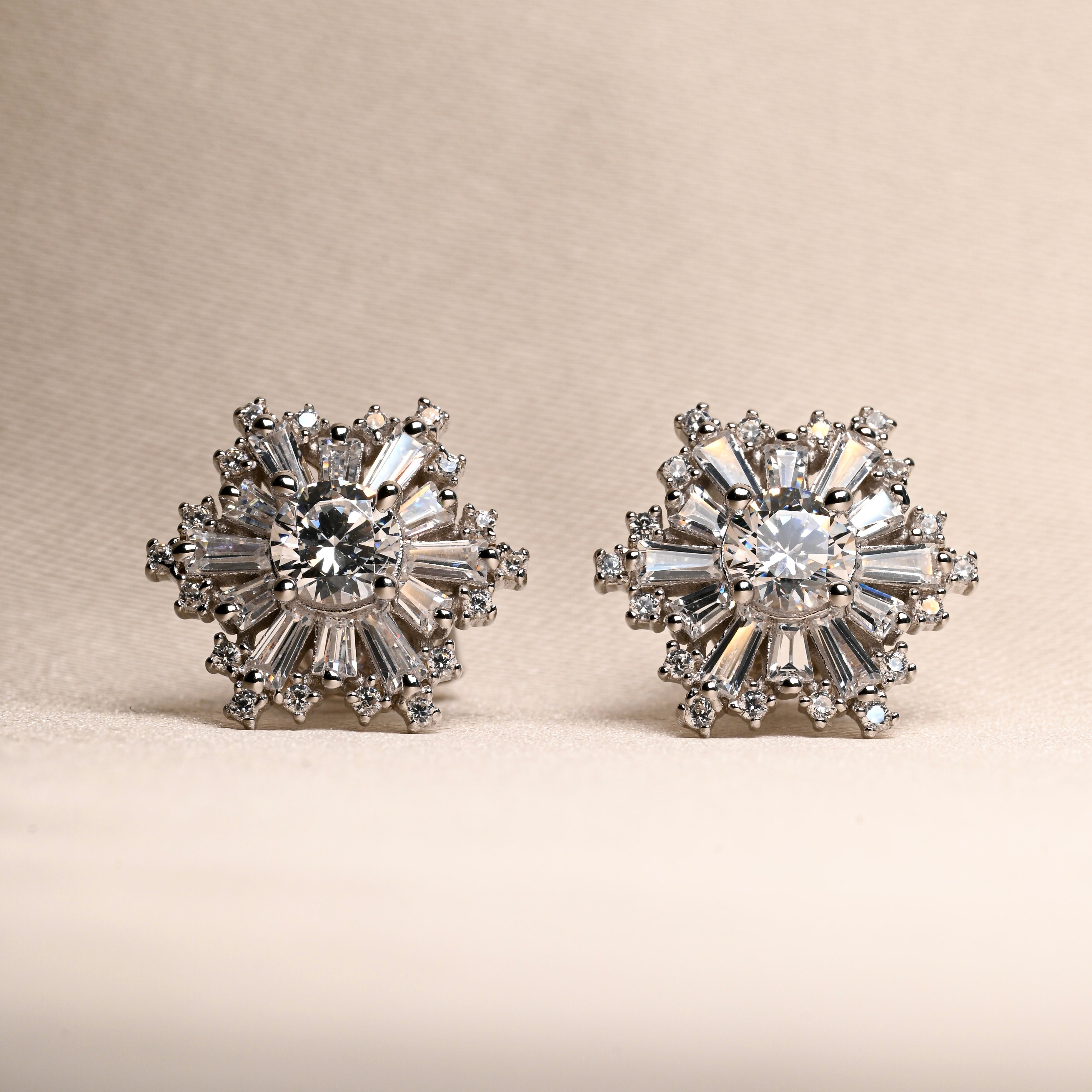 AISHILA Earrings | Zirconia