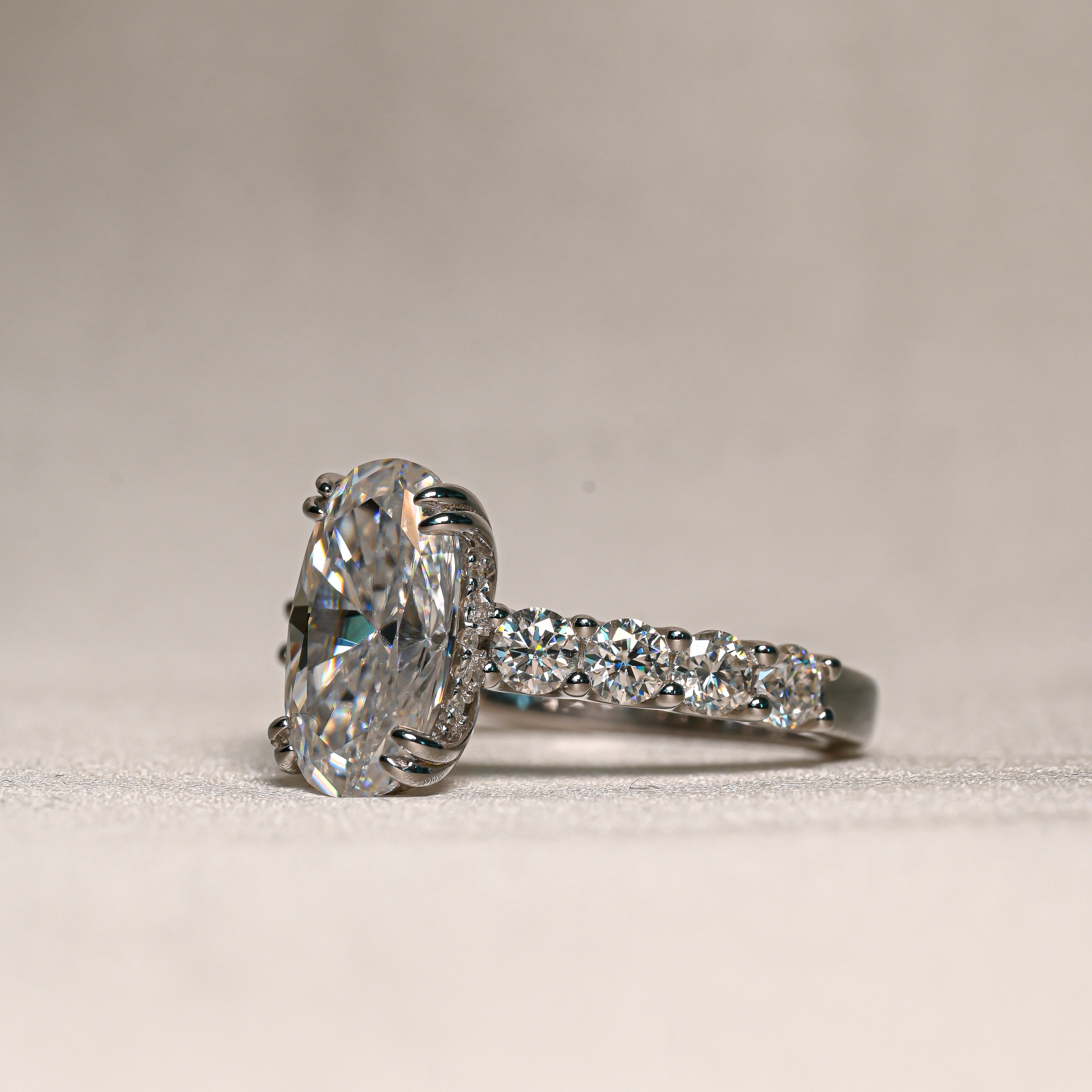 LINDA Moissanite Ring 4ct