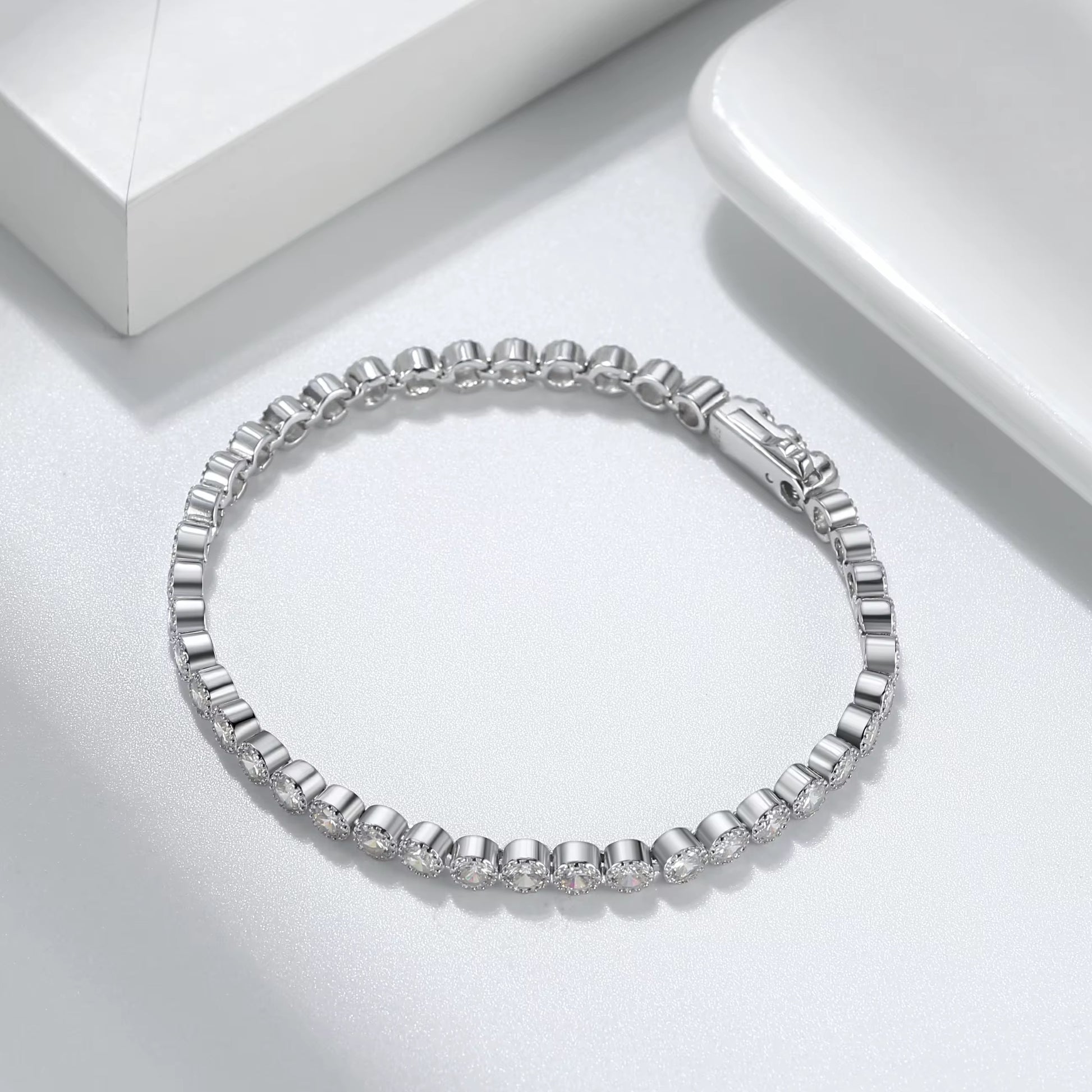 AMNA Bracelet | 3mm width - 6.5 inches length | Zirconia (Casting)