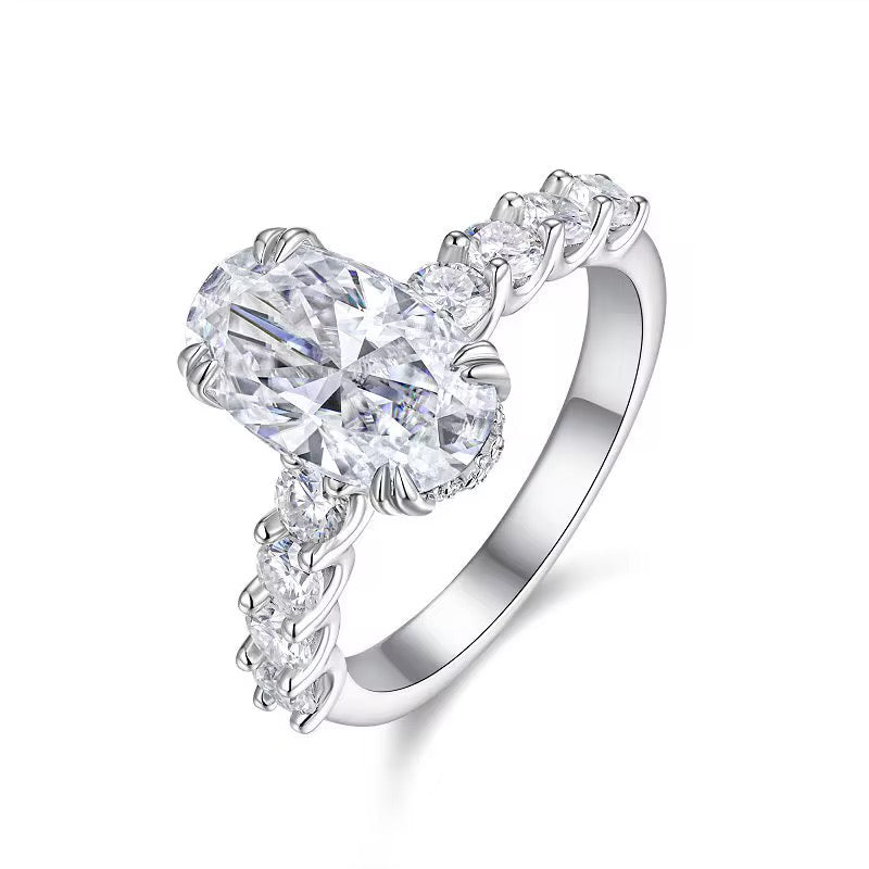 LINDA Moissanite Ring 4ct