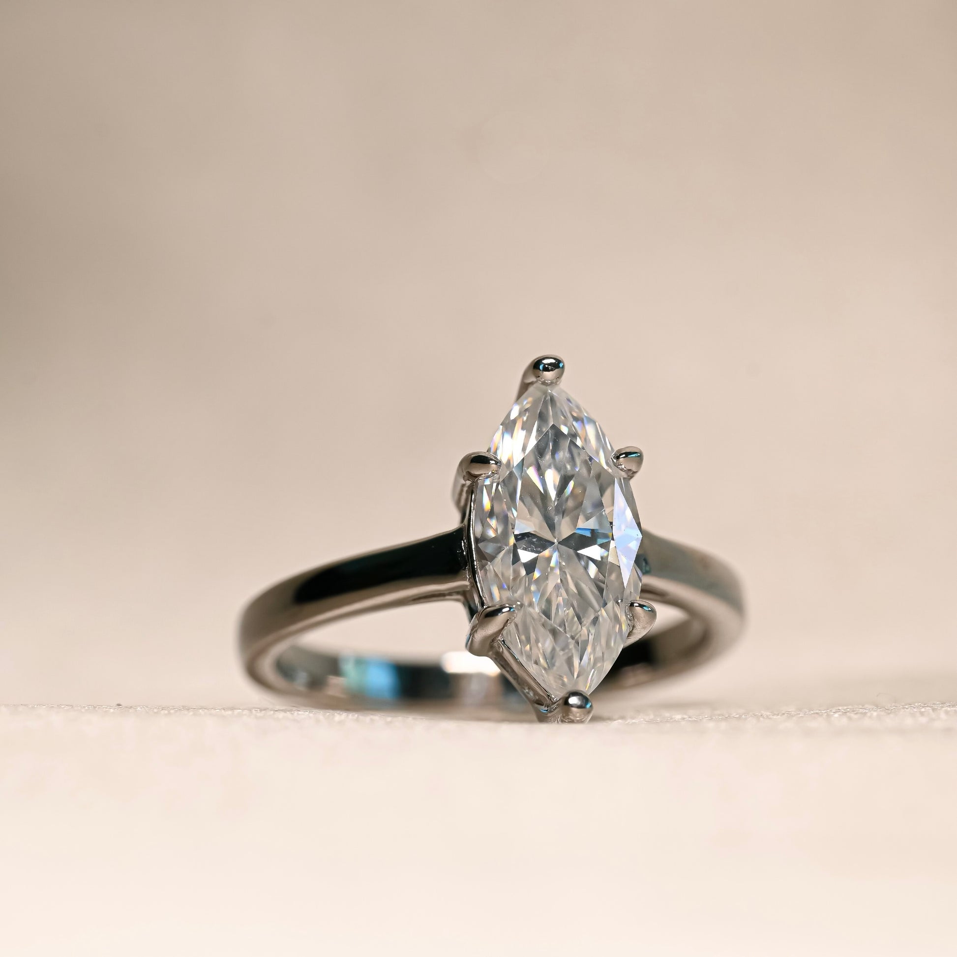 KIMBERLY Moissanite Ring 2ct