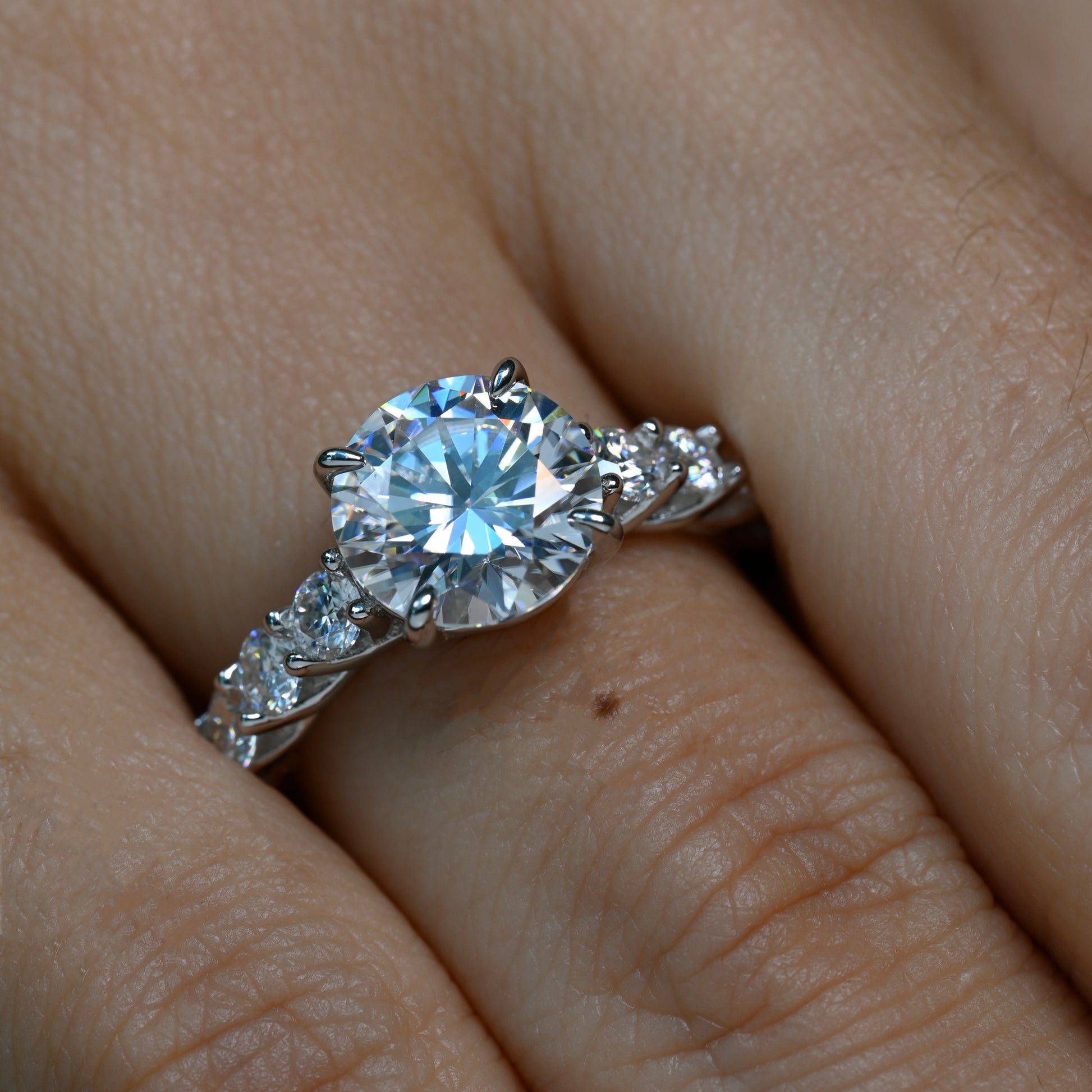 YASMEEN 3 Carat Round Brilliant Moissanite Ring in Sterling Silver