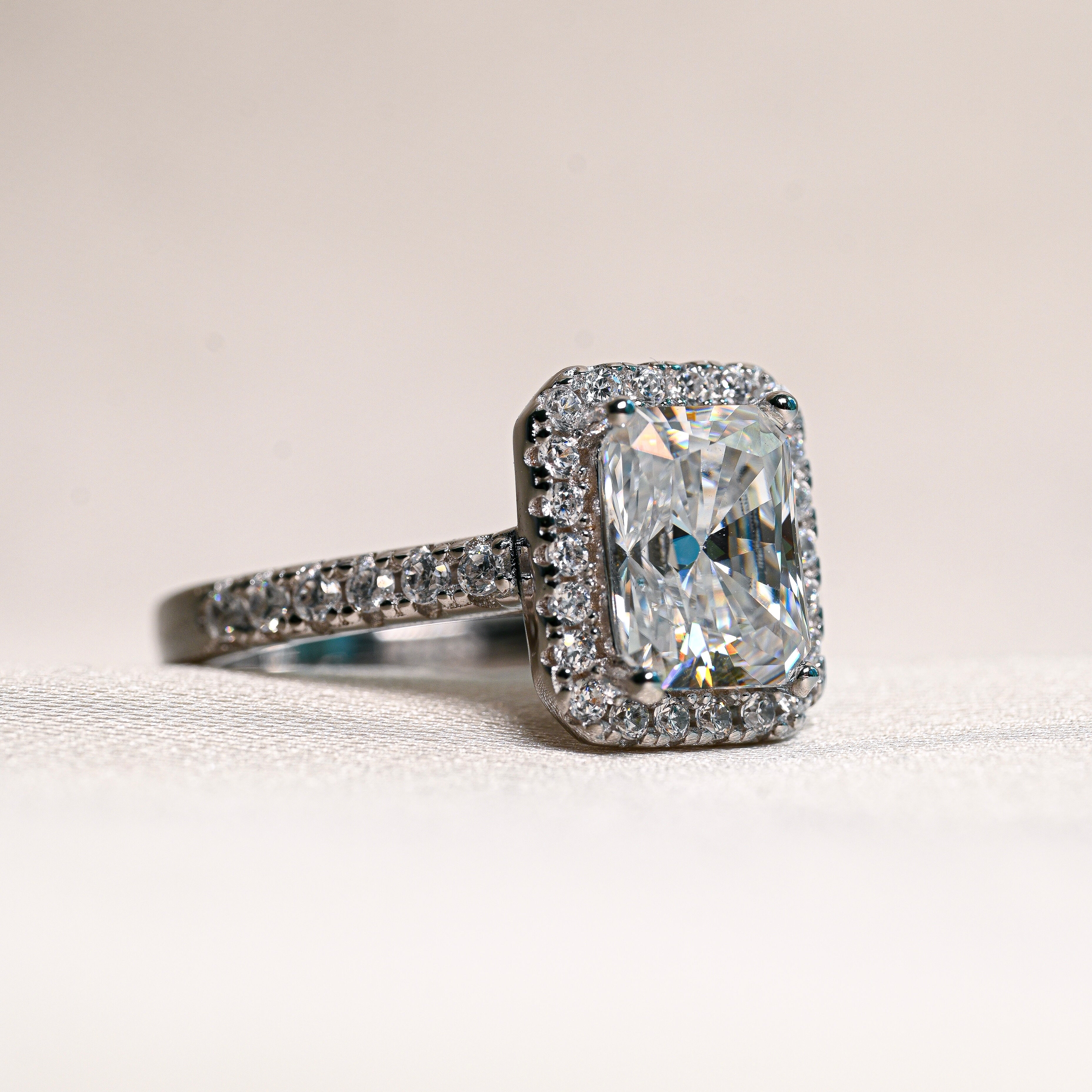 LILIAN 2 Carat Radiant-Cut Moissanite Ring in Sterling Silver