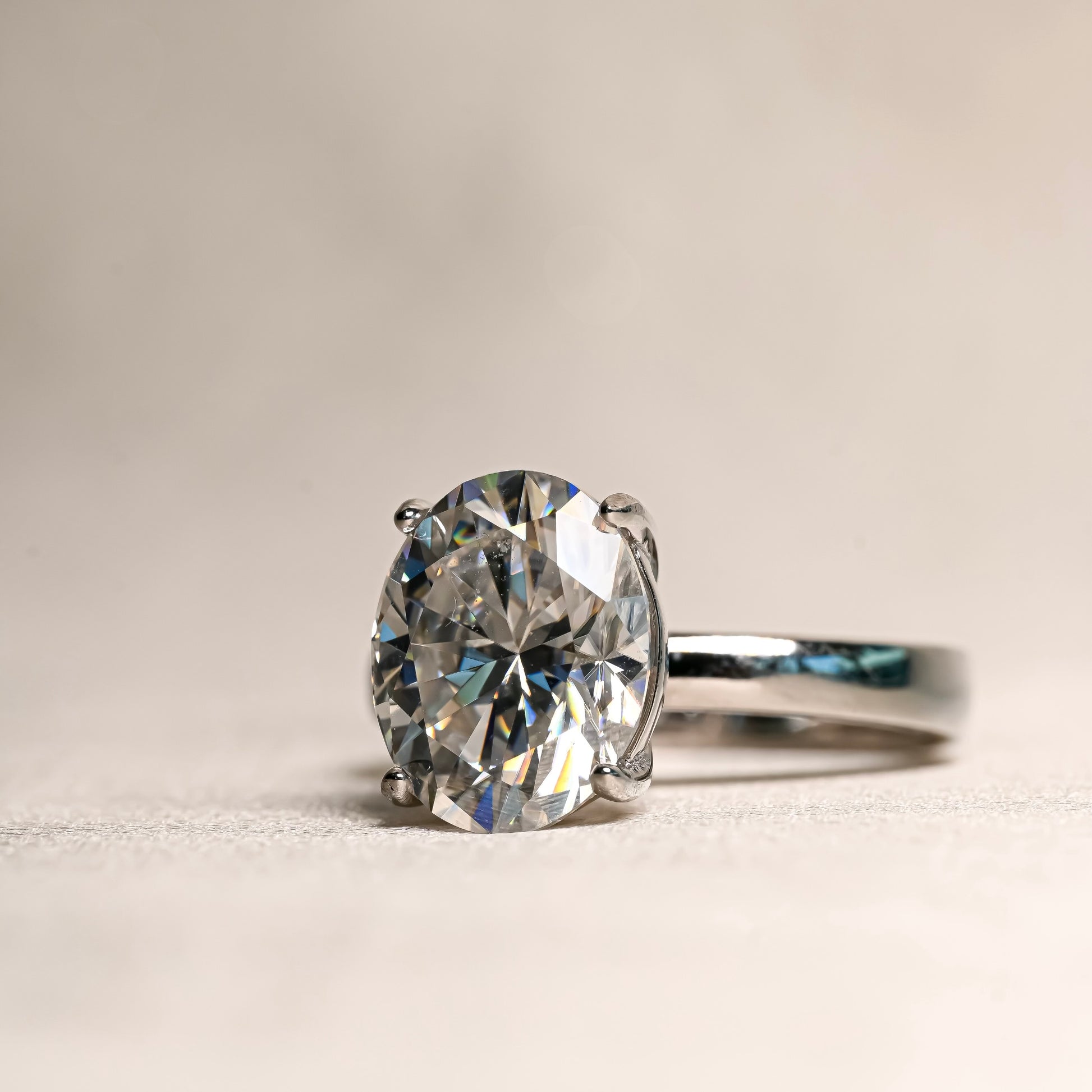 LUXE Moissanite Ring 5ct