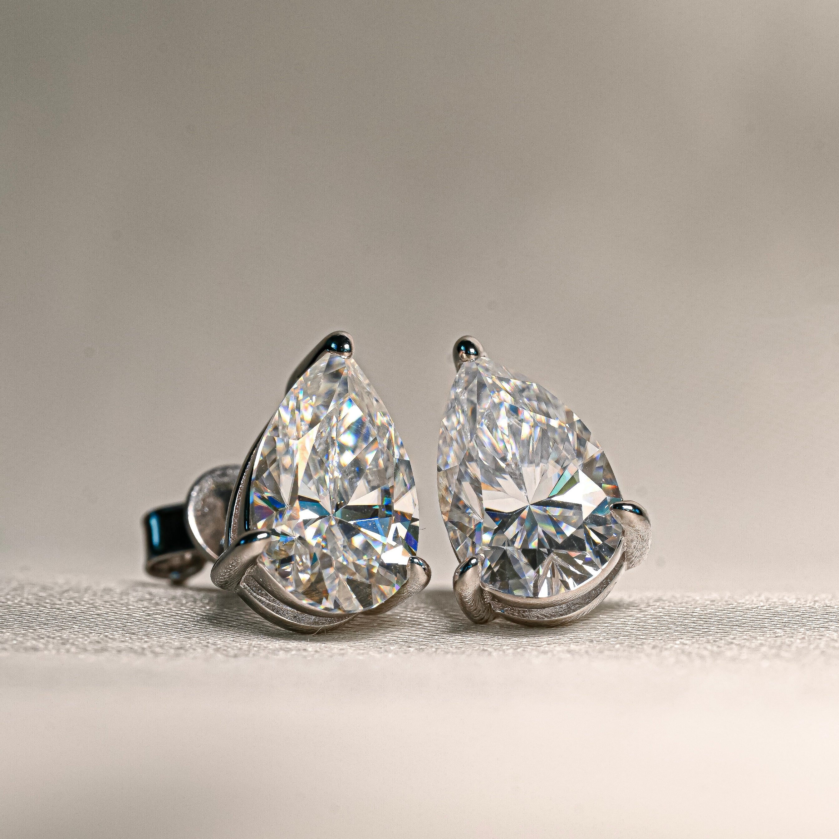 JANINE Moissanite Earrings 3ct - Pear Shape | Moissanite