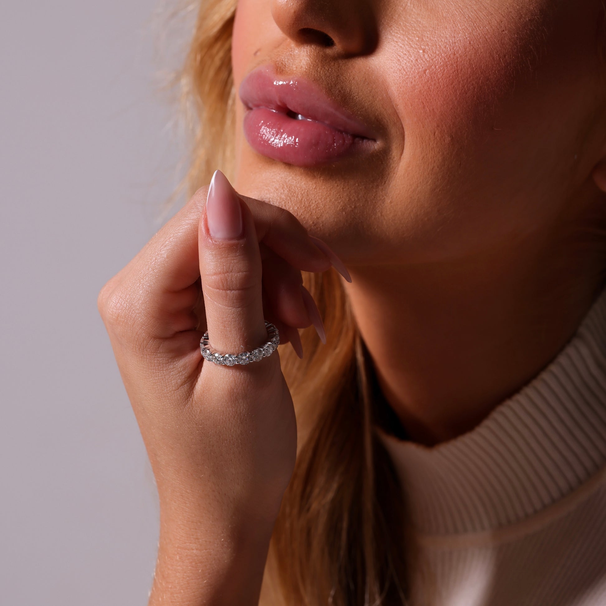 VIDA 0.3 ct (4 mm) Full-Stone Moissanite Band in Sterling Silver