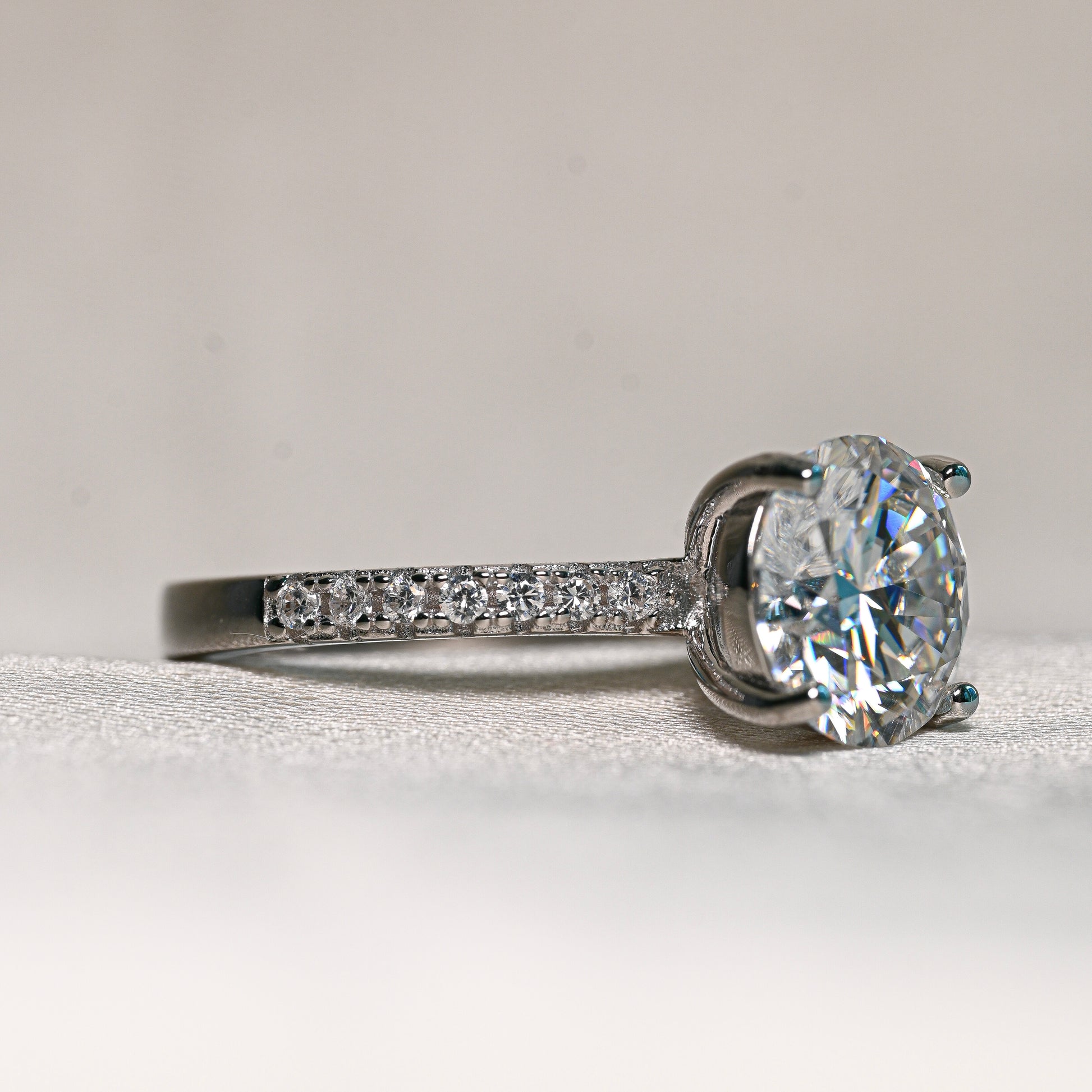 MILA 3 Carat Round Brilliant Moissanite Ring in Sterling Silver
