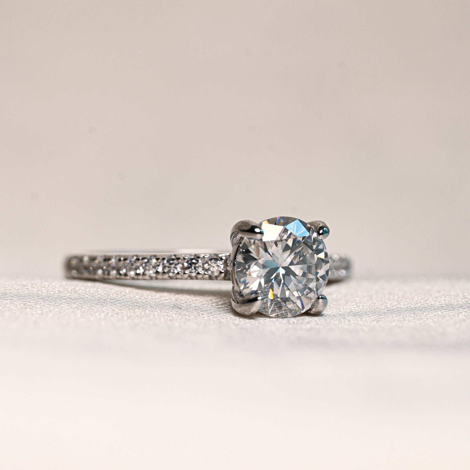 LEENA 1 Carat Round Brilliant Moissanite Ring in Sterling Silver