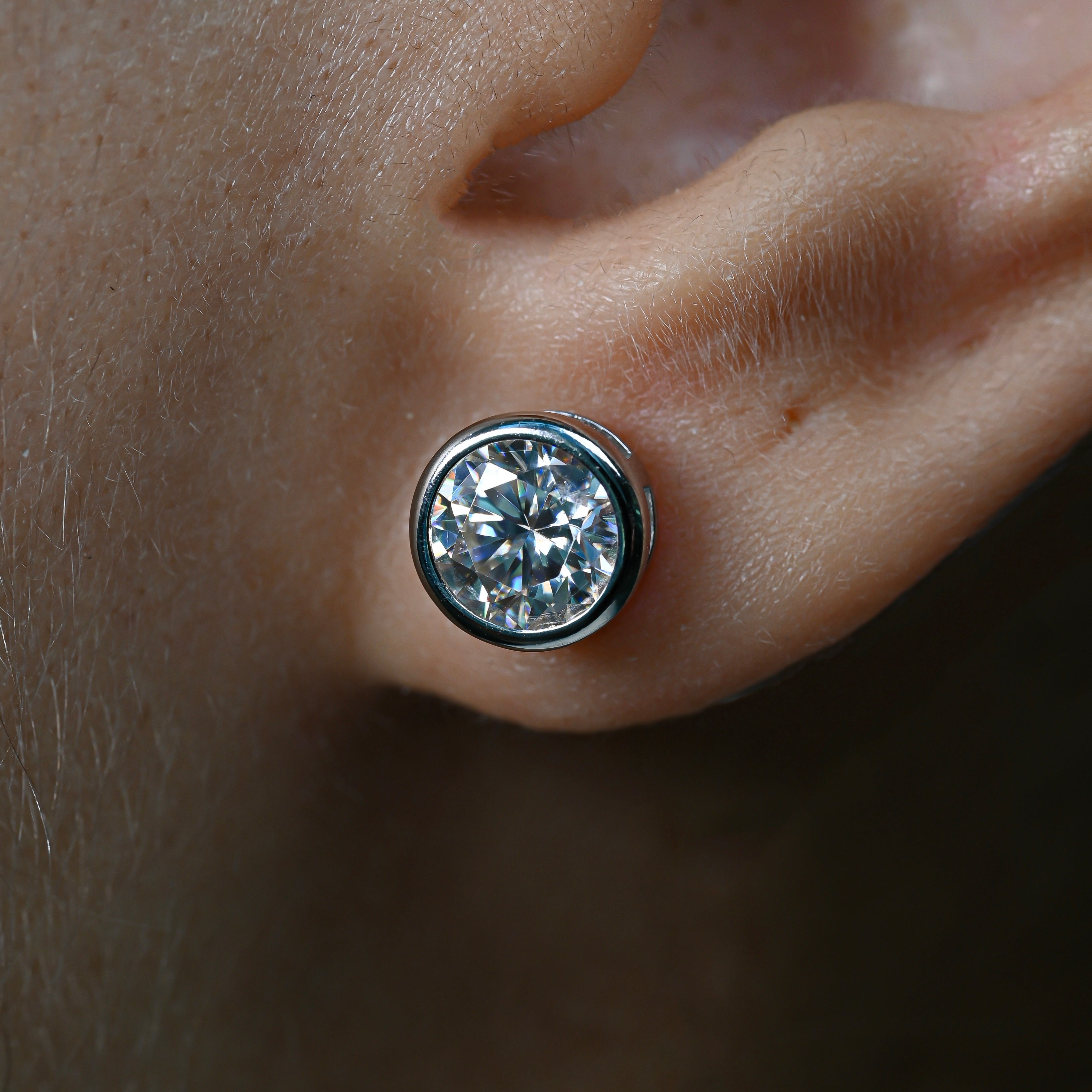 SIENNA Round Cut Moissanite Stud Earrings – 1 Carat Each (6.5mm)