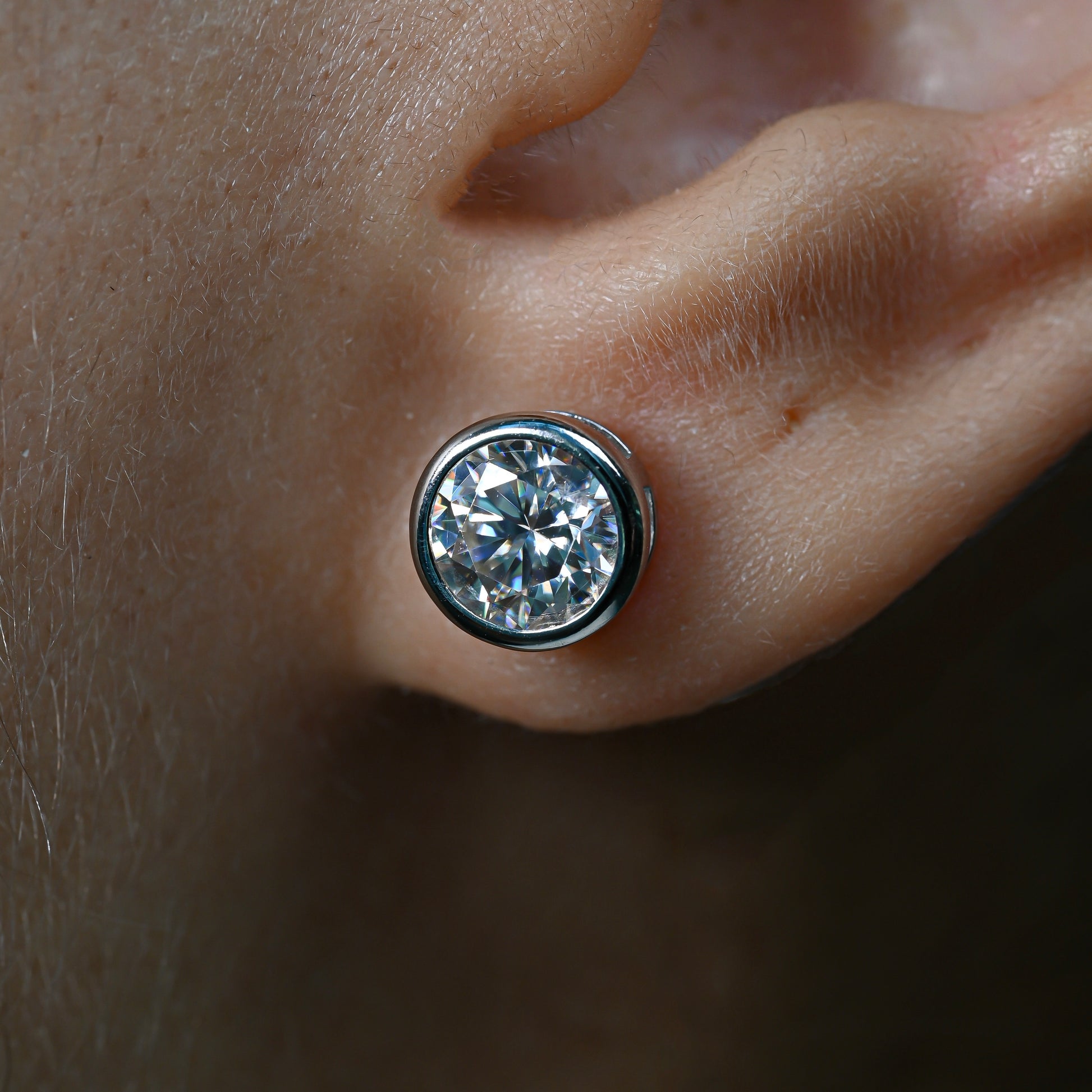 SIENNA Round Cut Moissanite Stud Earrings – 1 Carat Each (6.5mm)