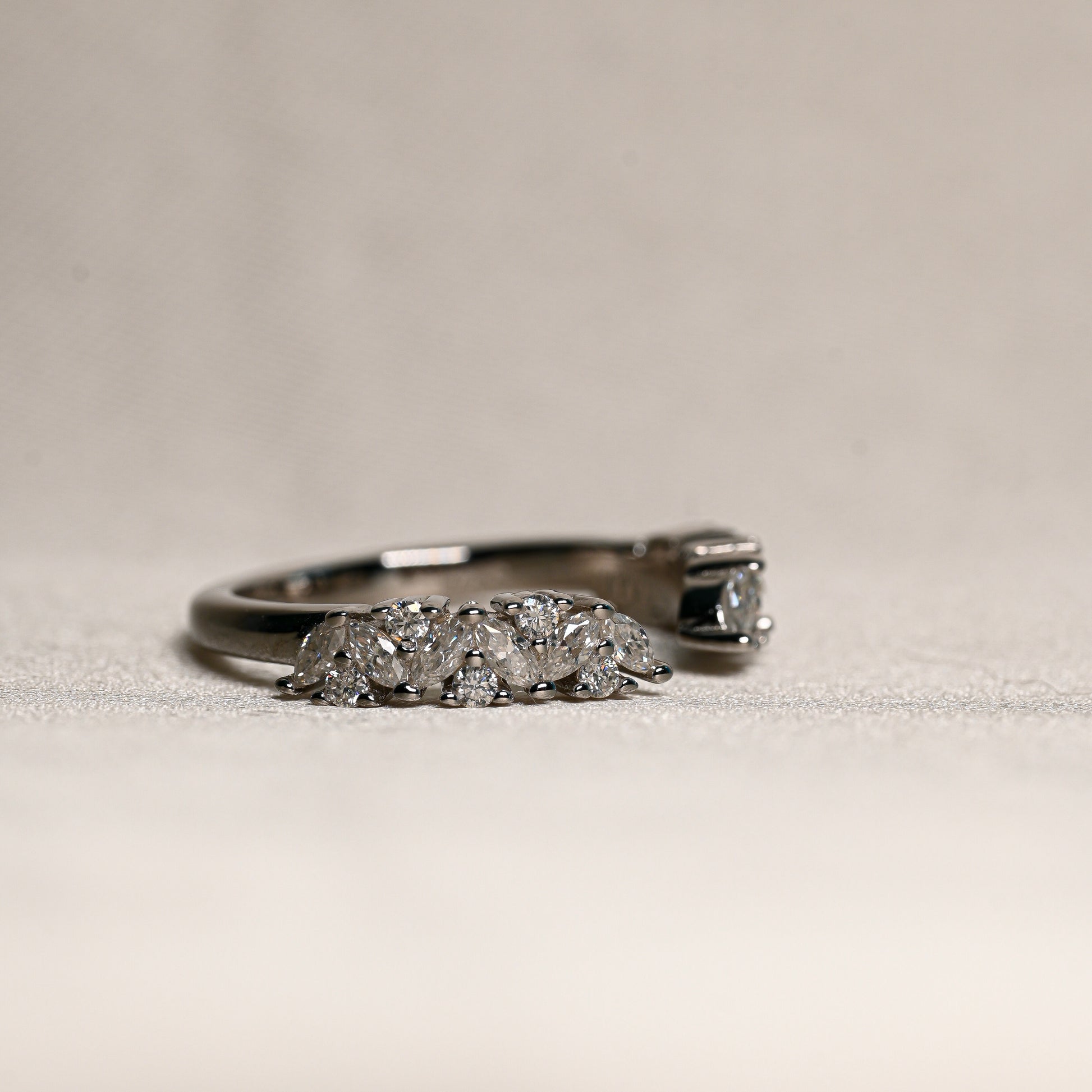 GRACE Moissanite Band