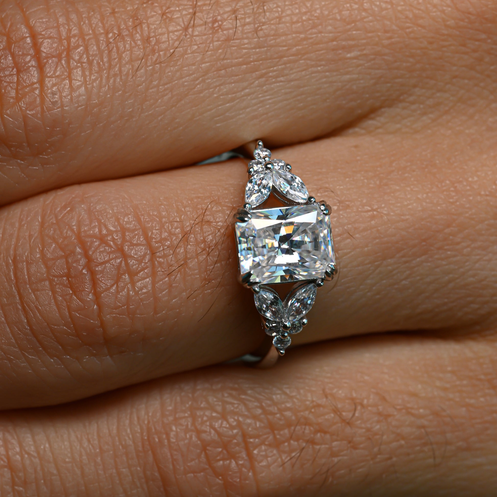 HELENA Moissanite Ring 2ct