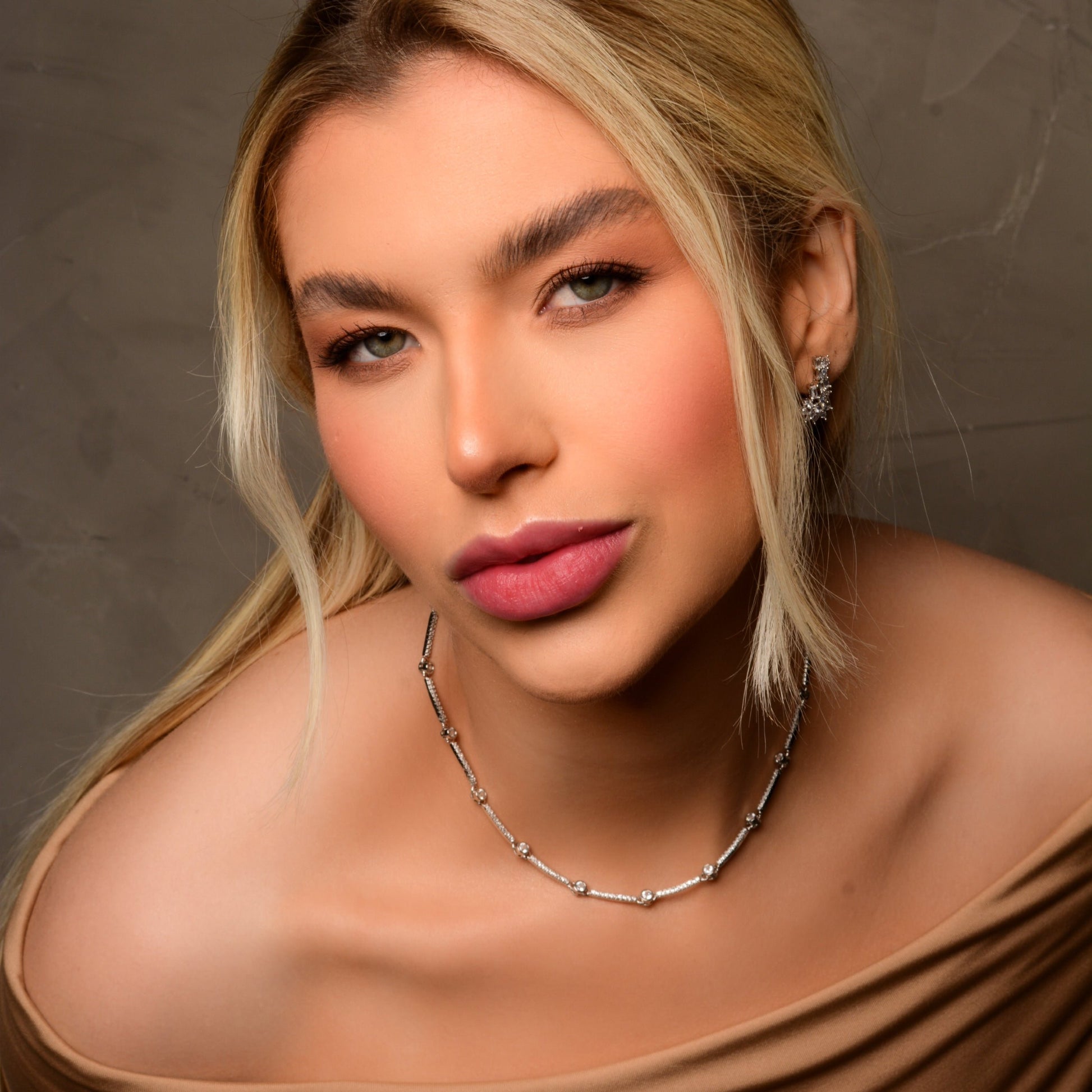 ELLEN Necklace | Zirconia