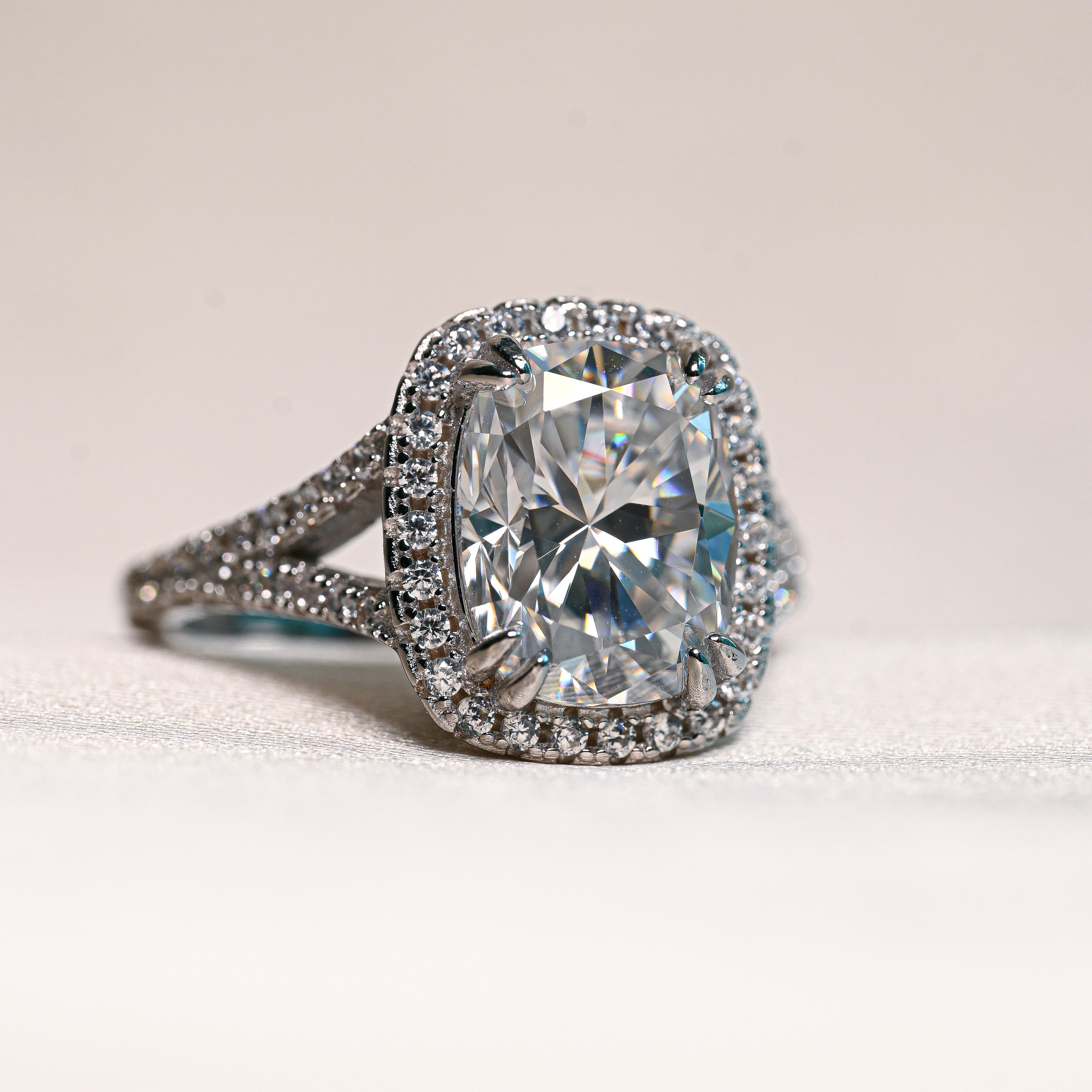 ELSIE 4 Carat Cushion-Cut Moissanite Ring in Sterling Silver