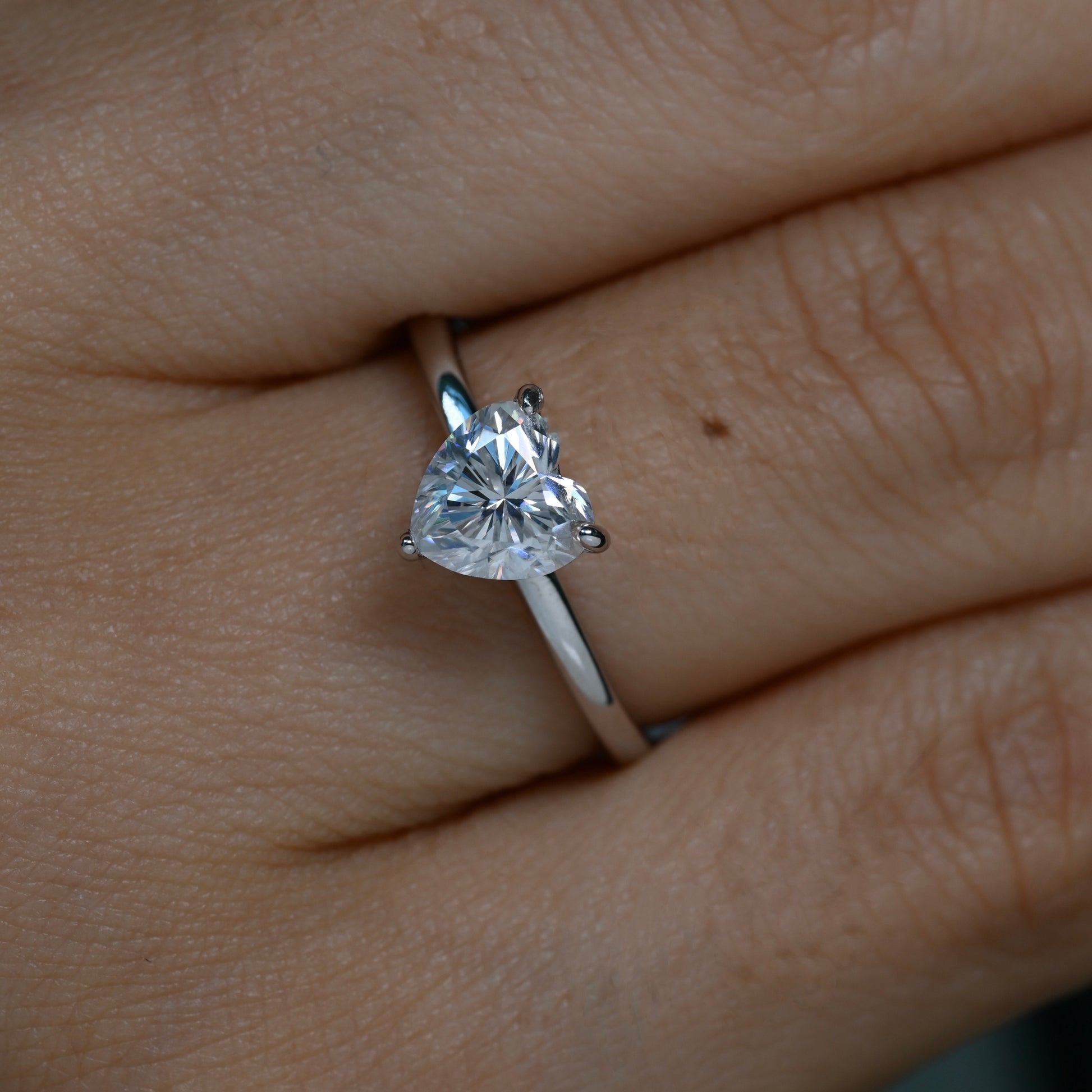BRUNE 1 Carat Heart-cut Moissanite Ring in Sterling Silver