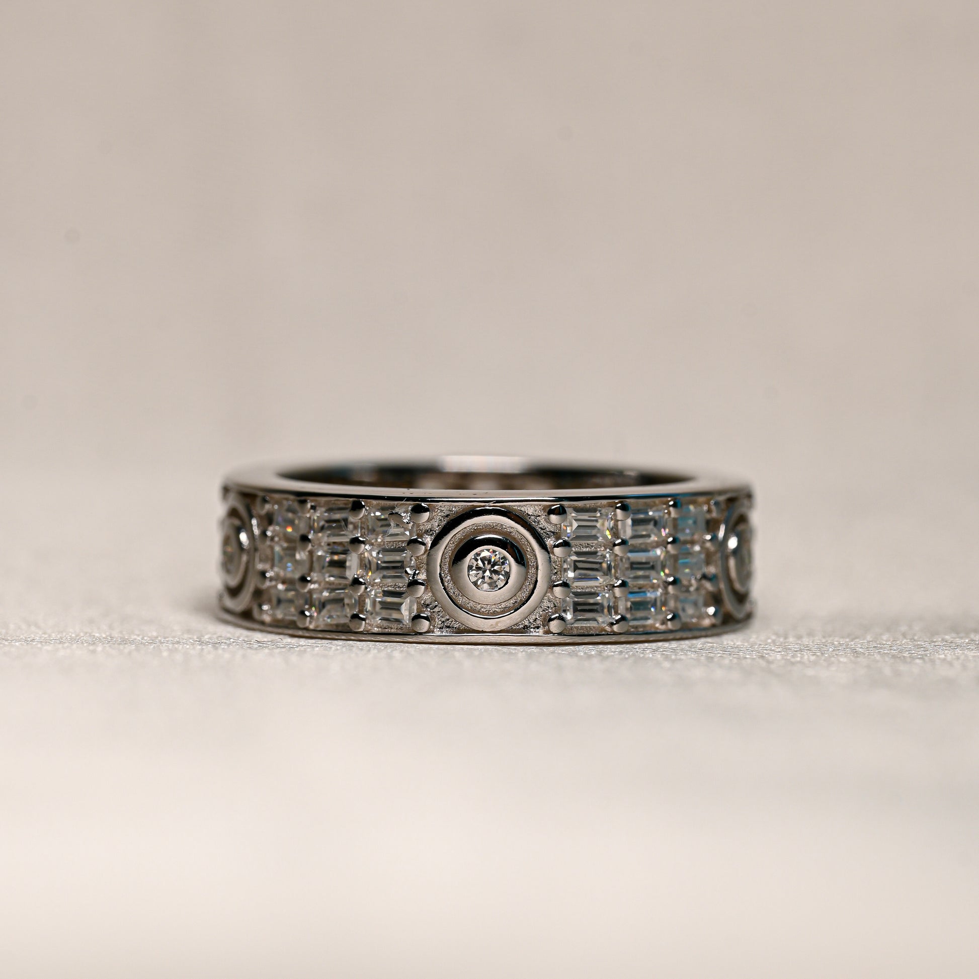 MYZA 9.48ct Emerald-Cut, Round-Cut Moissanite Band in Sterling Silver