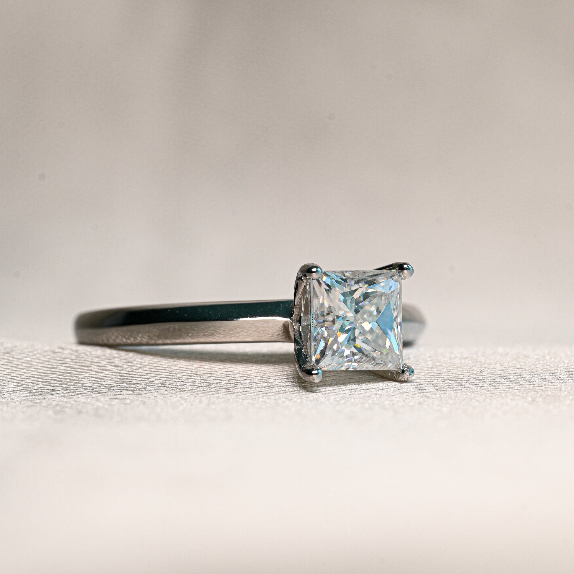 TALIA 1 Carat Princess-cut Moissanite Ring in Sterling Silver