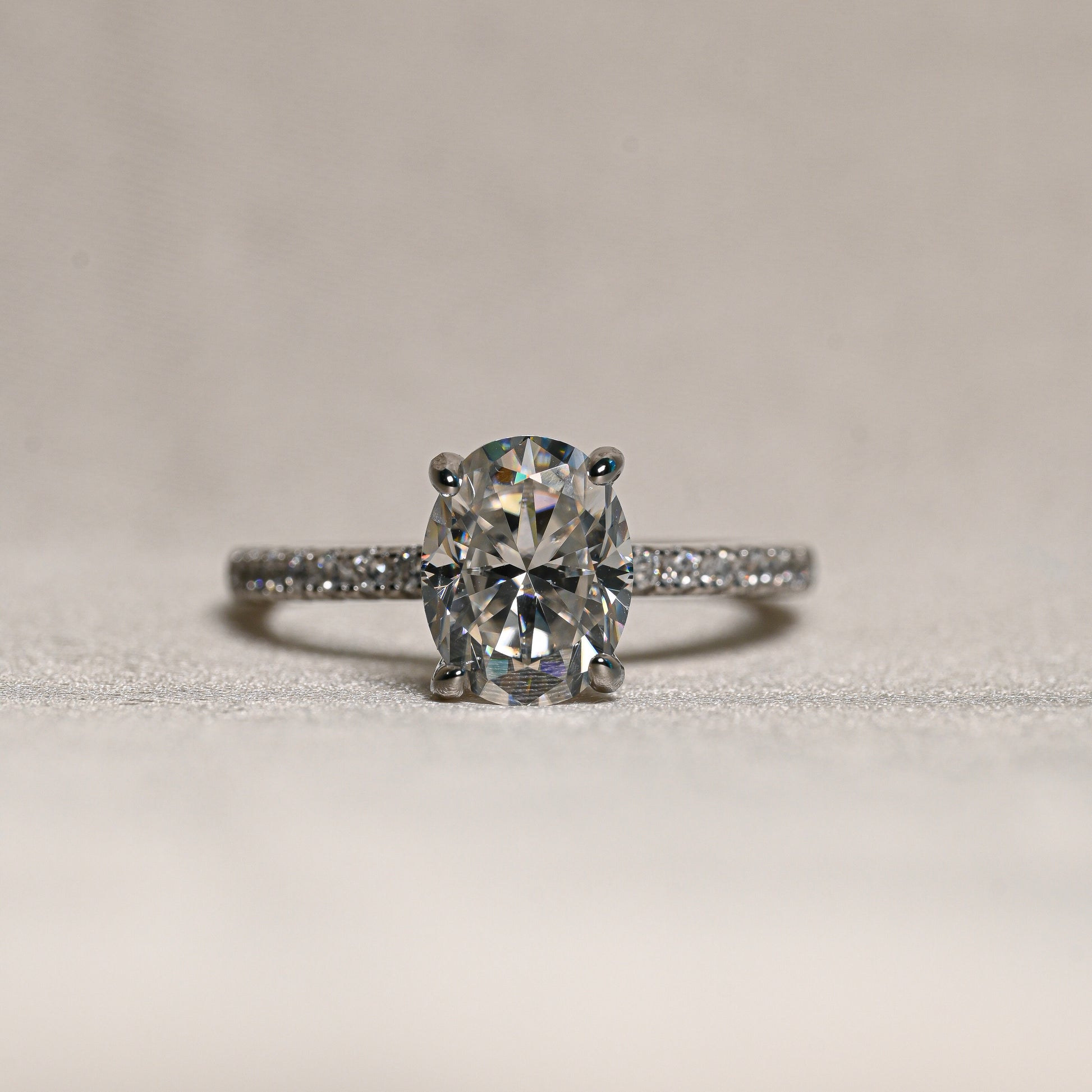 AIDA 2 Carat Oval-Cut Moissanite Ring in Sterling Silver
