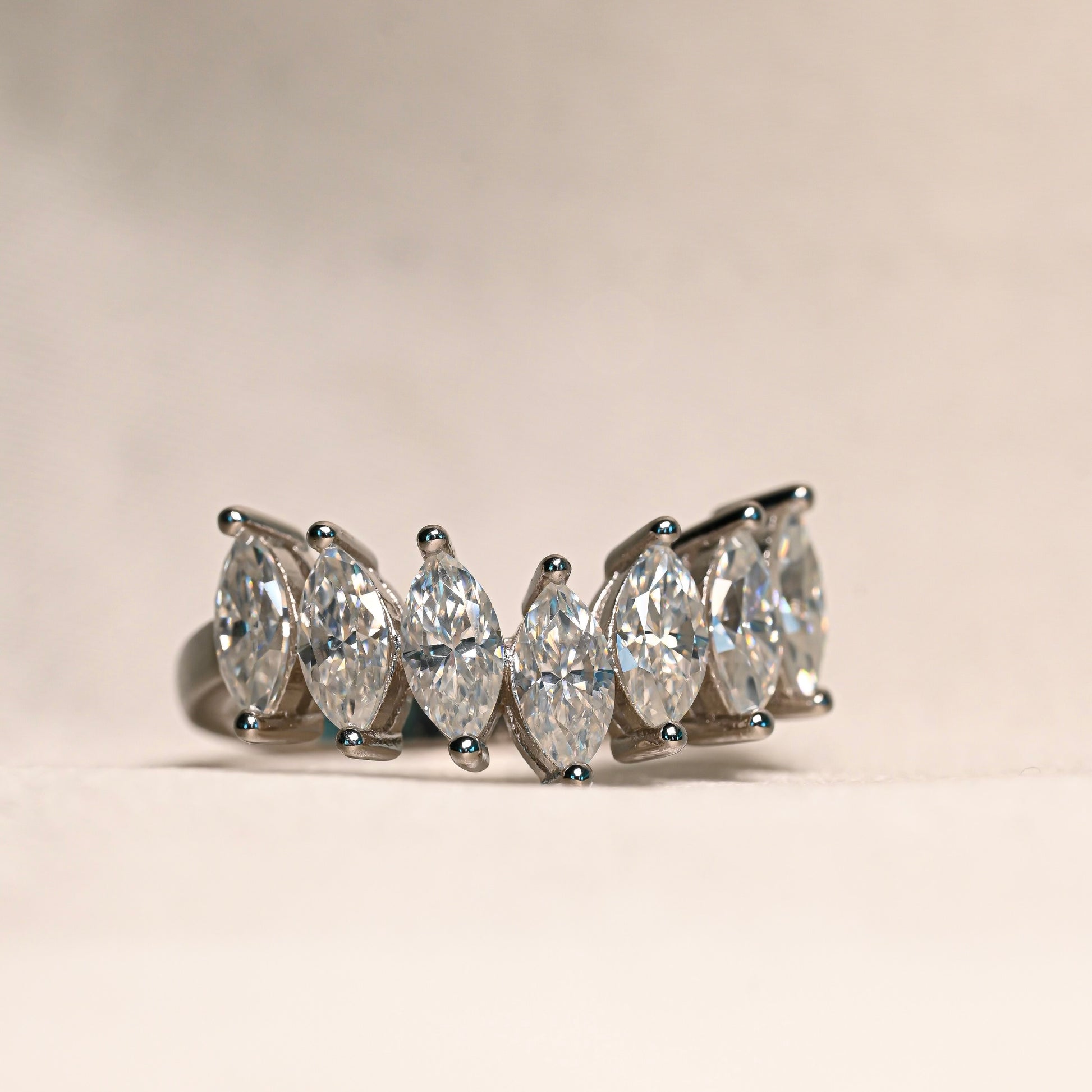 OLIVIA Moissanite Band 0.3ct