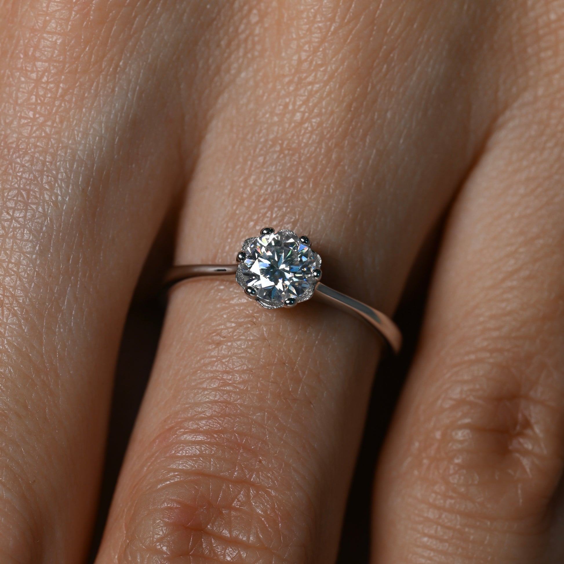 AMANDA 0.5 Carat Round Brilliant Moissanite Ring in Sterling Silver