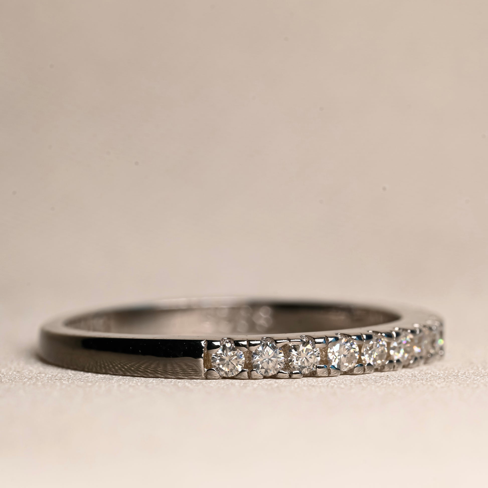 SKY Moissanite  Band 0.015ct (Half stones)