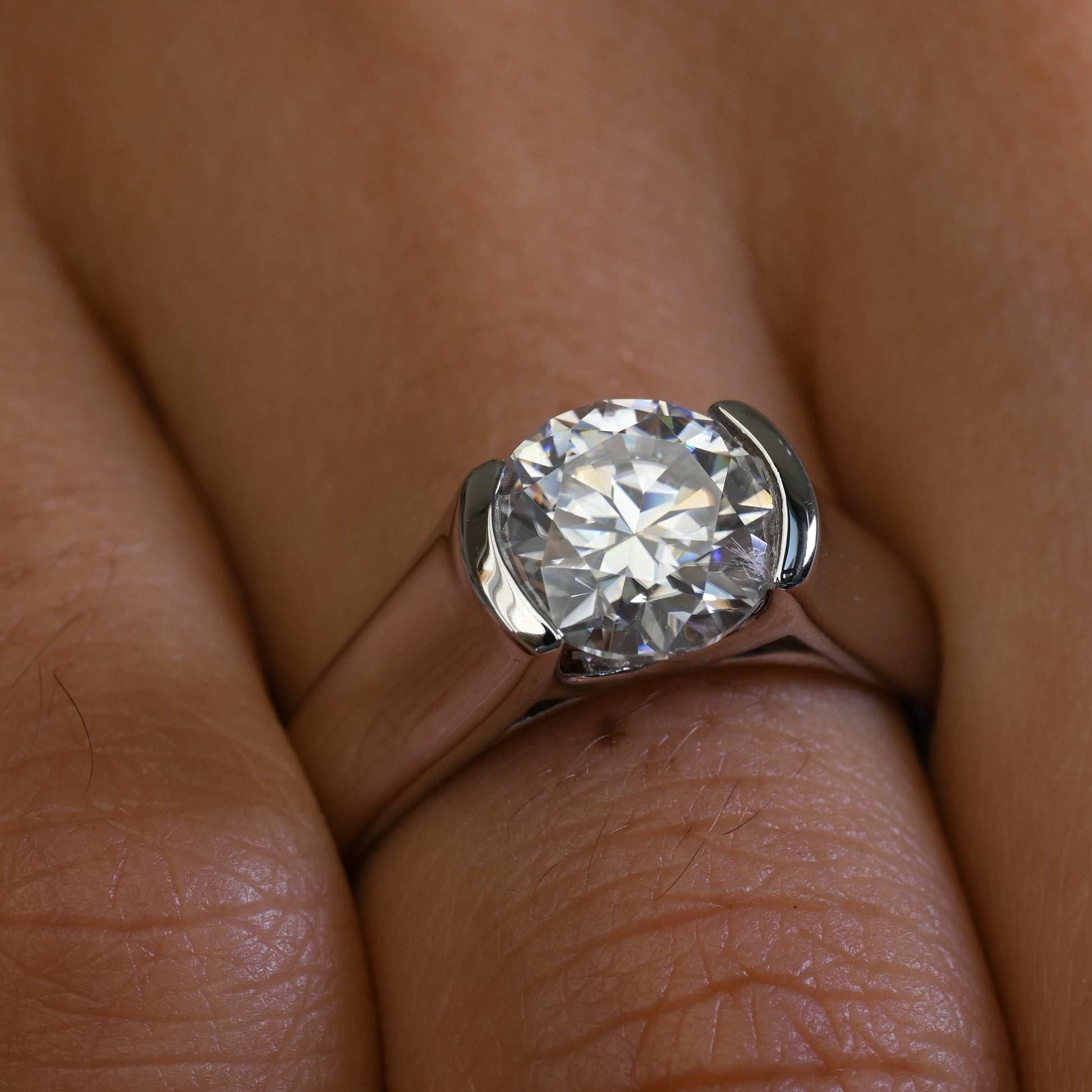 MILAN Moissanite Ring 2 ct