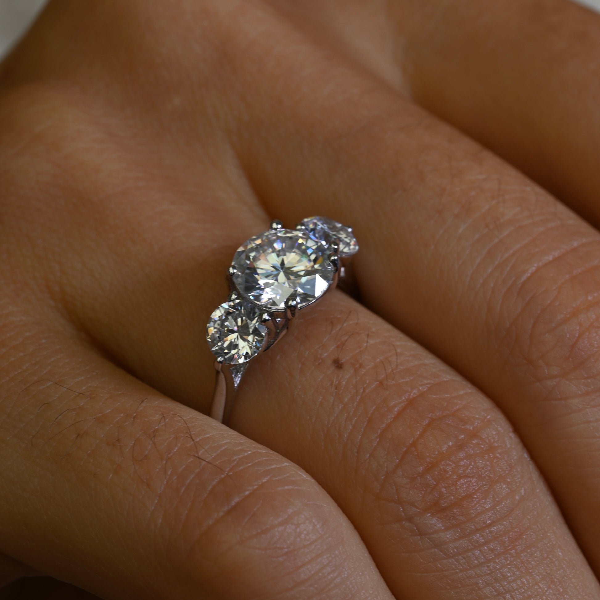 AMORE Moissanite Ring 2ct