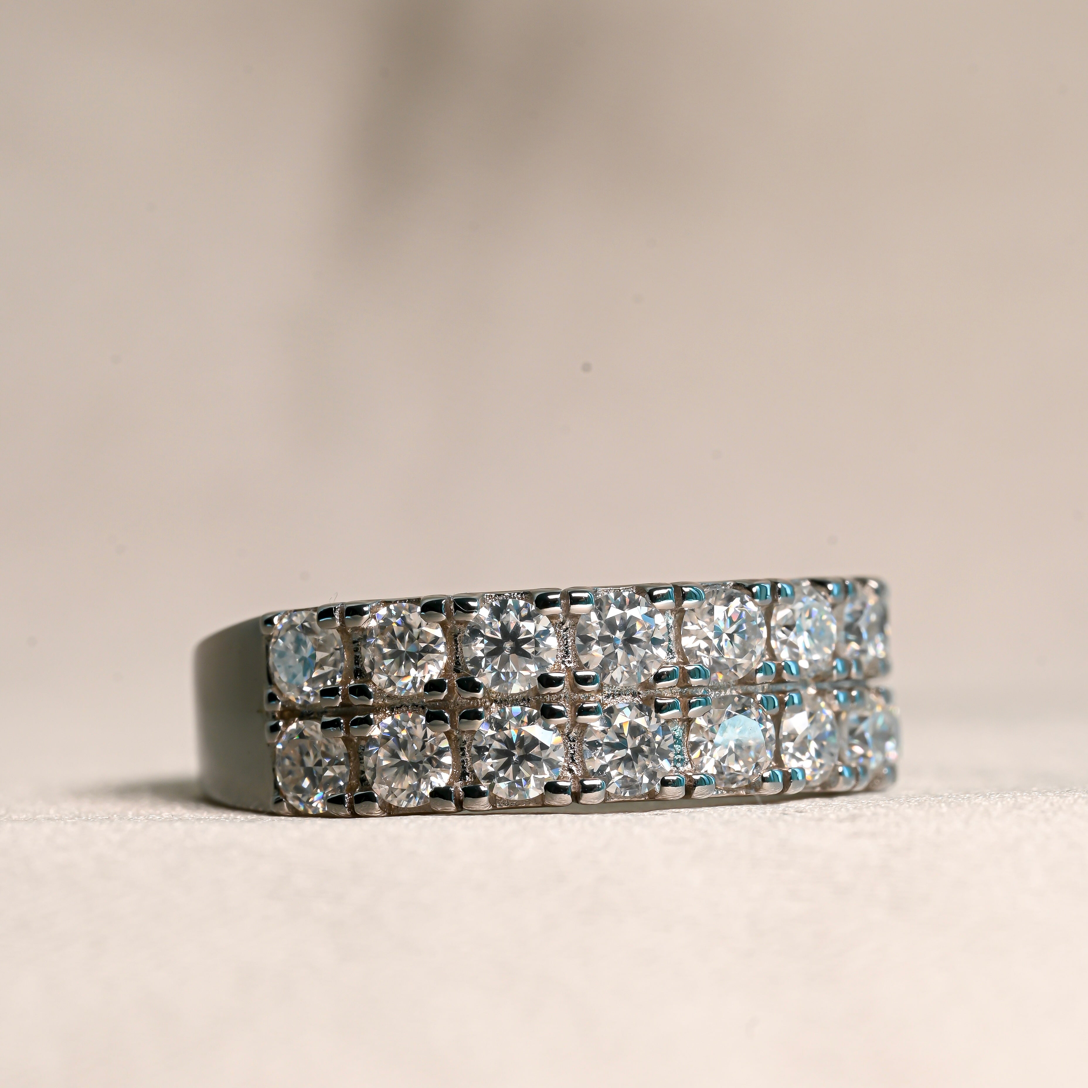 REEM Moissanite Band 0.1ct