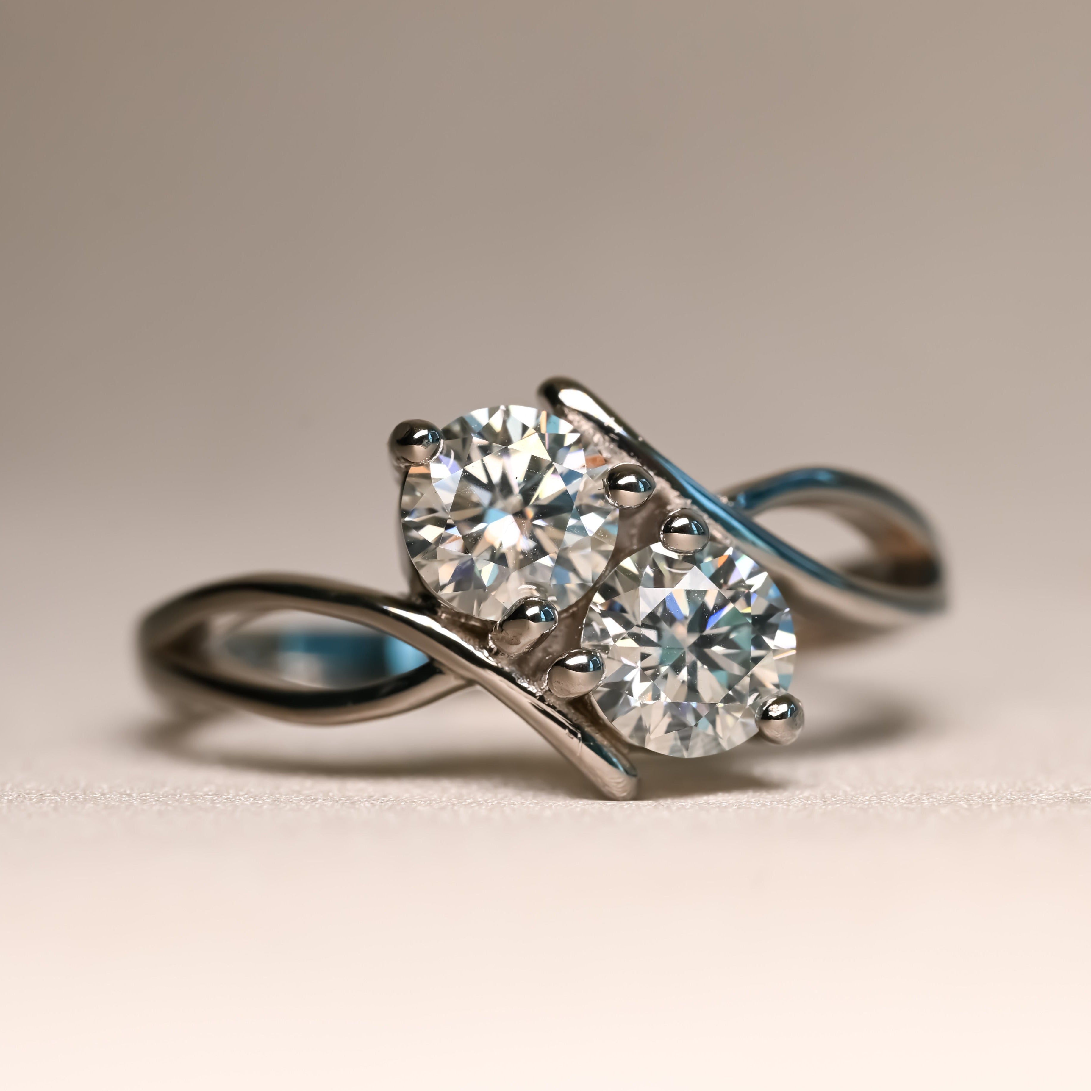 AURORA Moissanite Ring 0.5ct