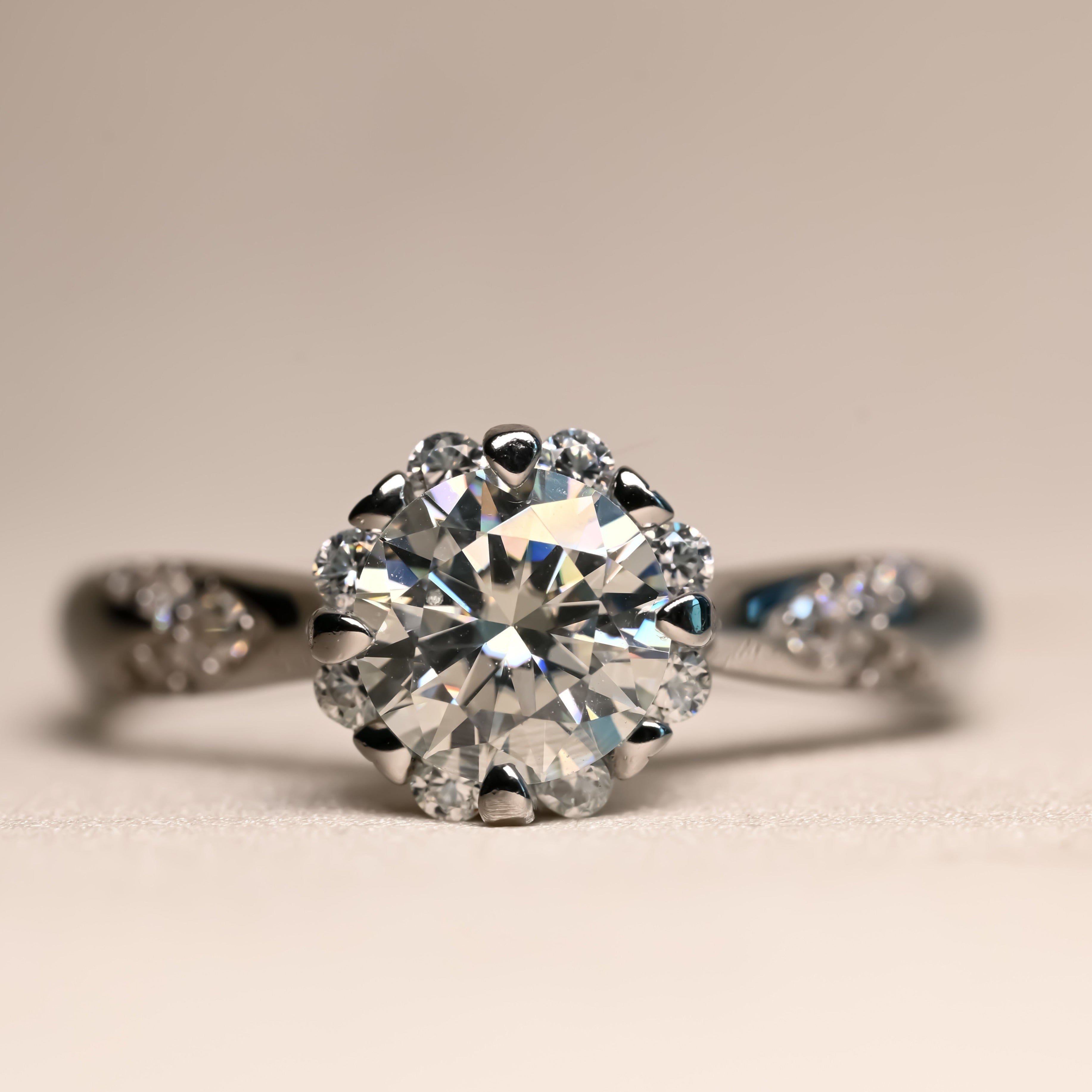 CRYSTAL Moissanite Ring 1ct