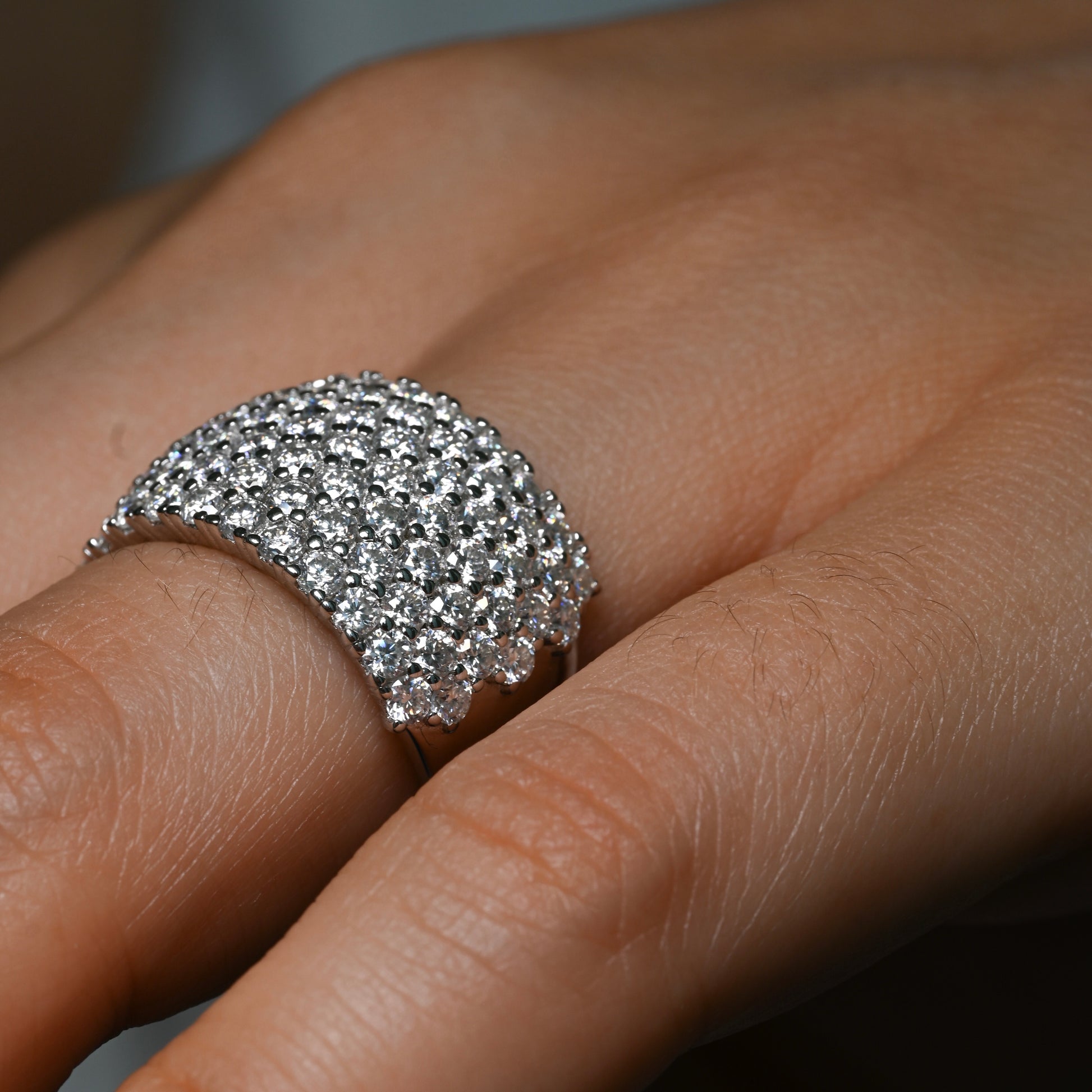 LAMYA Moissanite Band 0.045ct