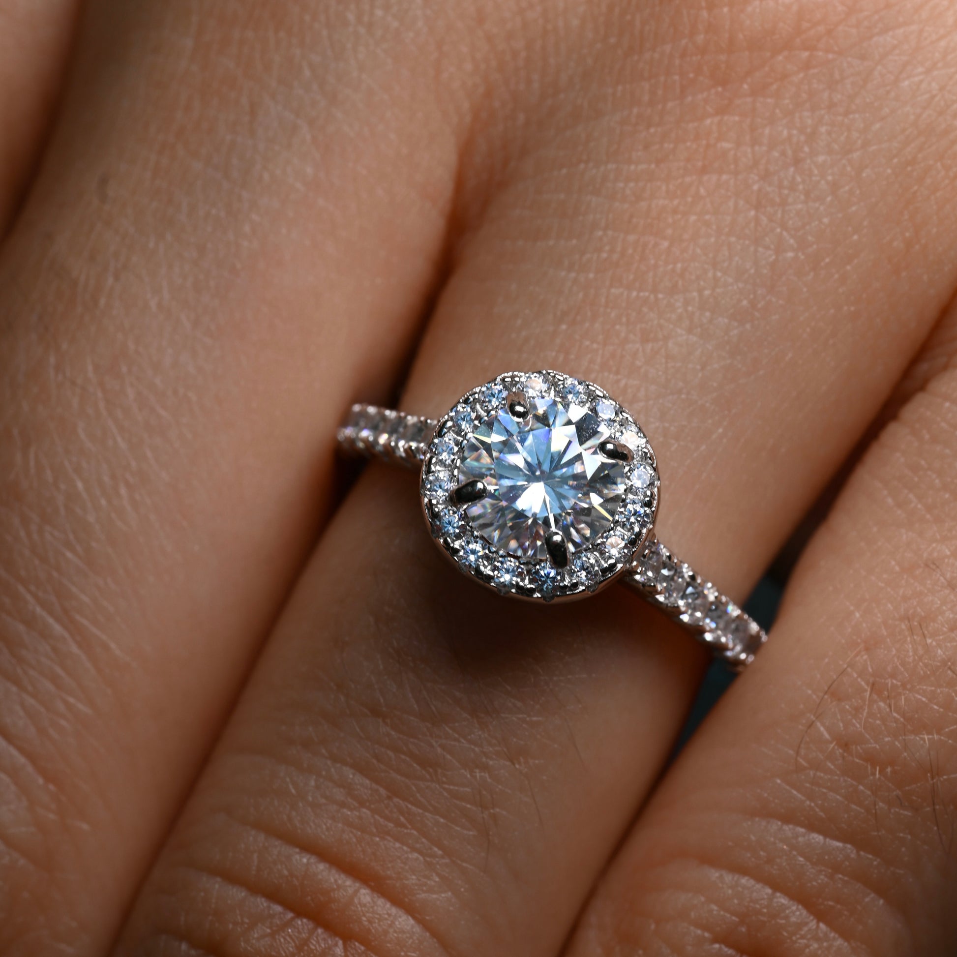 OMEGA Moissanite  Ring 1ct