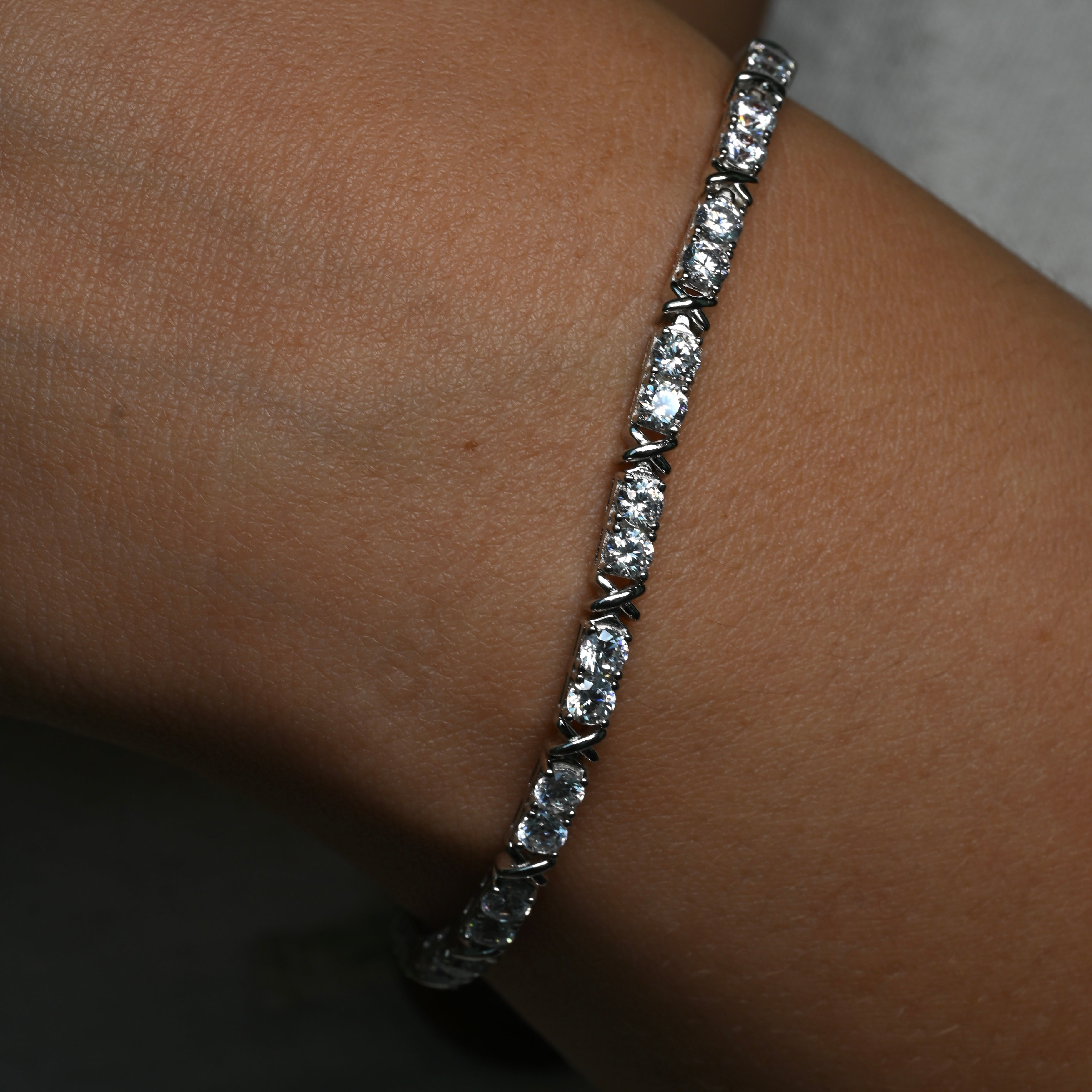 SAFINA Bracelet | 3mm width - 6.5 inches length | Zirconia (Casting)